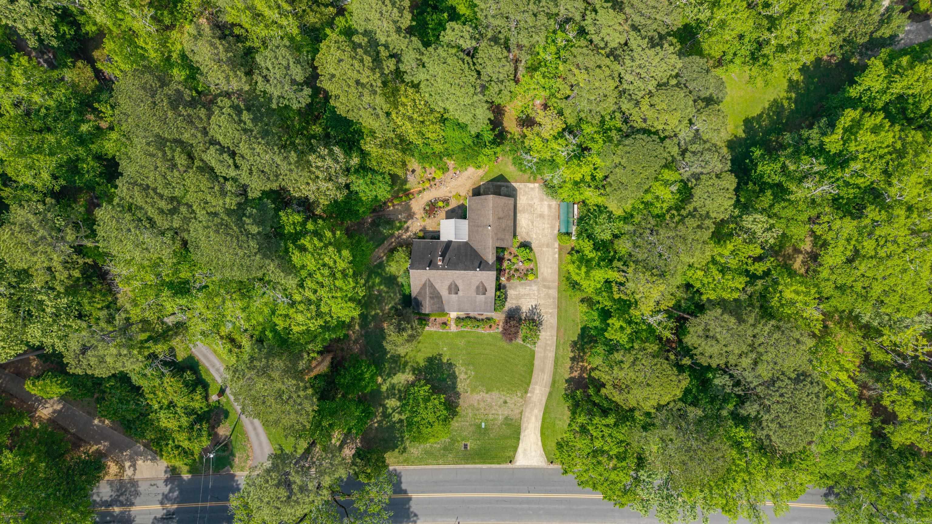 1502 Millcreek Drive Property Photo 4