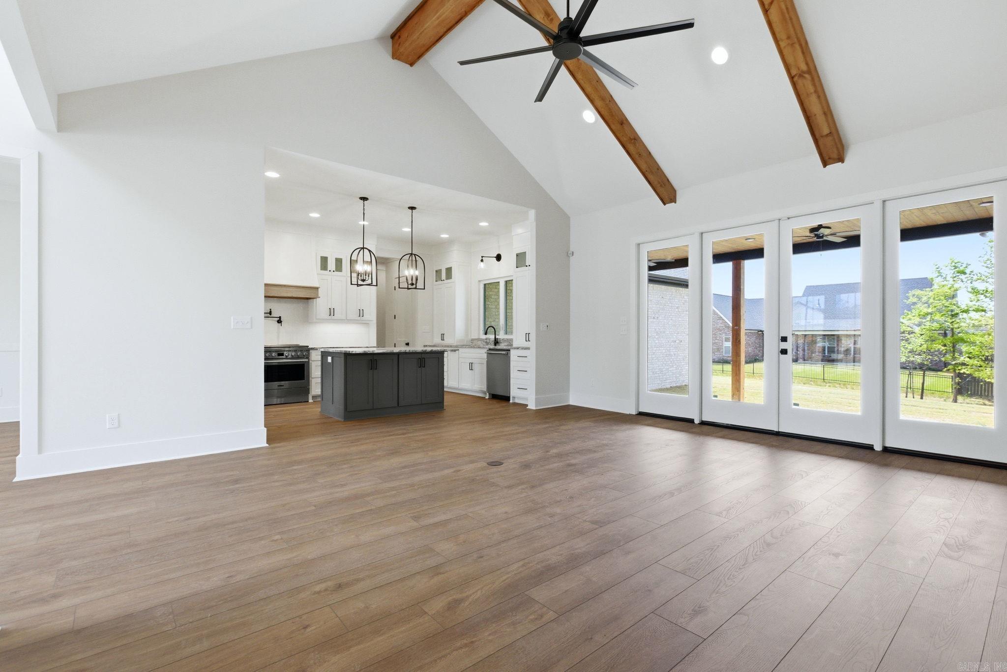 901 Cimarron Cove Property Photo 10