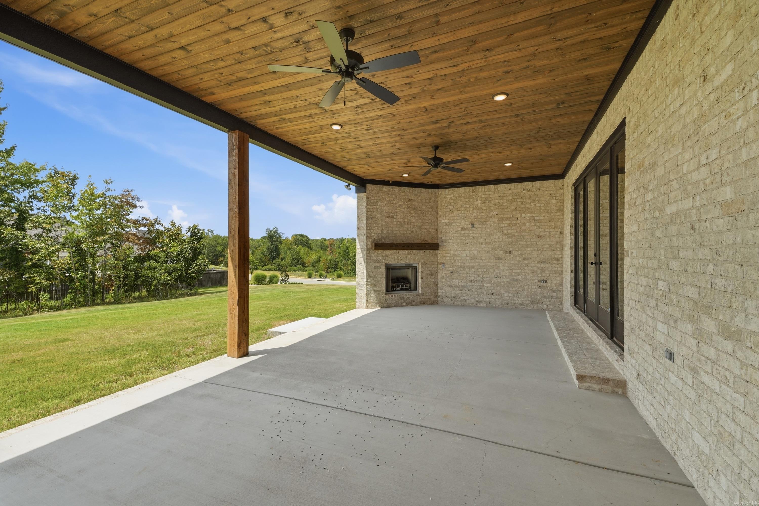 901 Cimarron Cove Property Photo 13