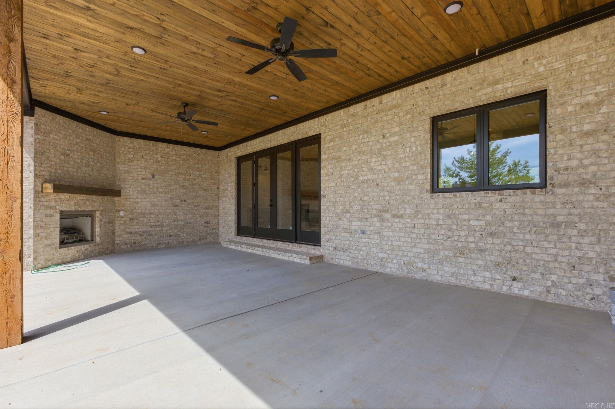 901 Cimarron Cove Property Photo 46