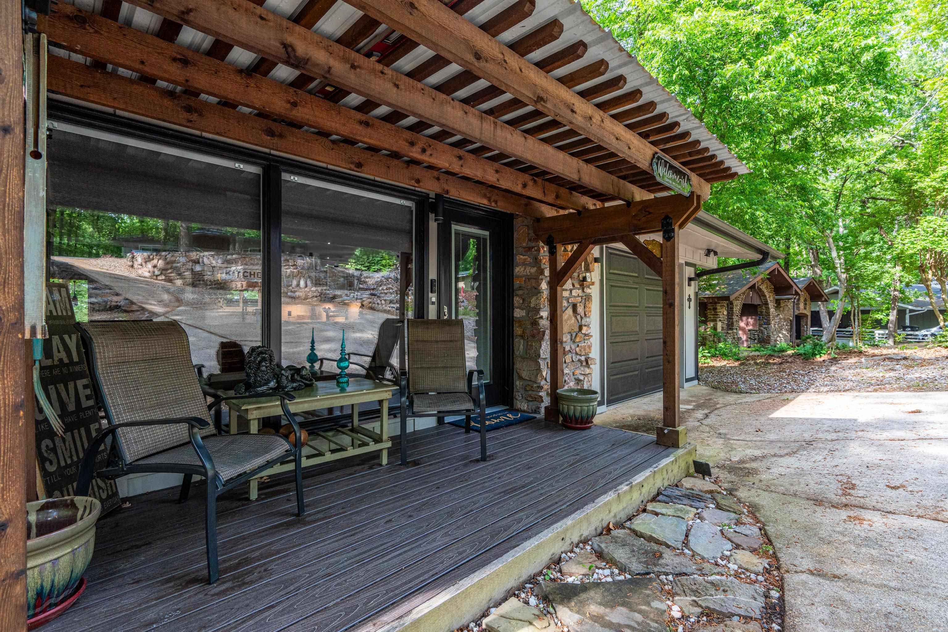 9 Telde Cir Circle Property Photo 3