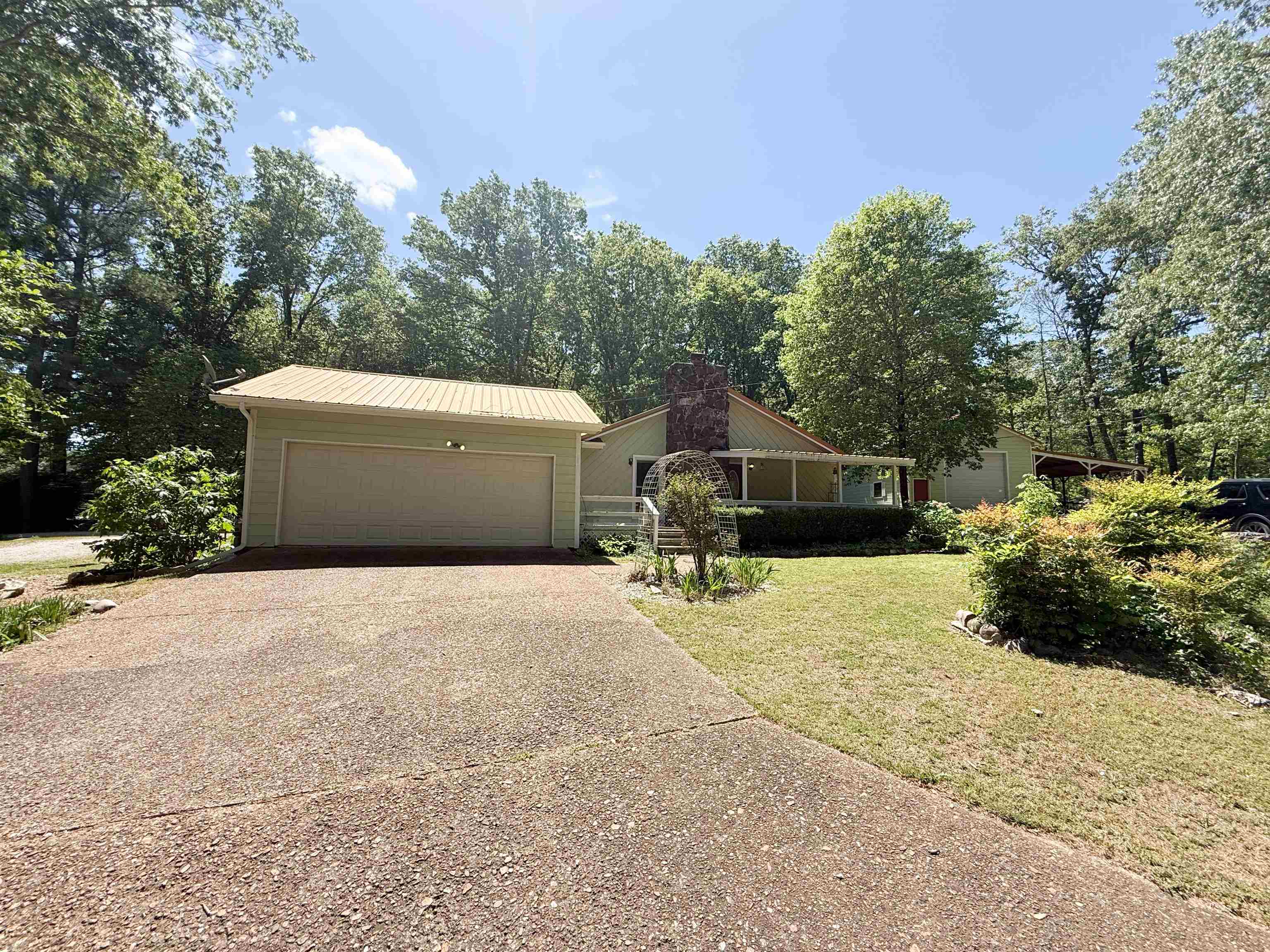 50 Cherokee Drive Property Photo 8