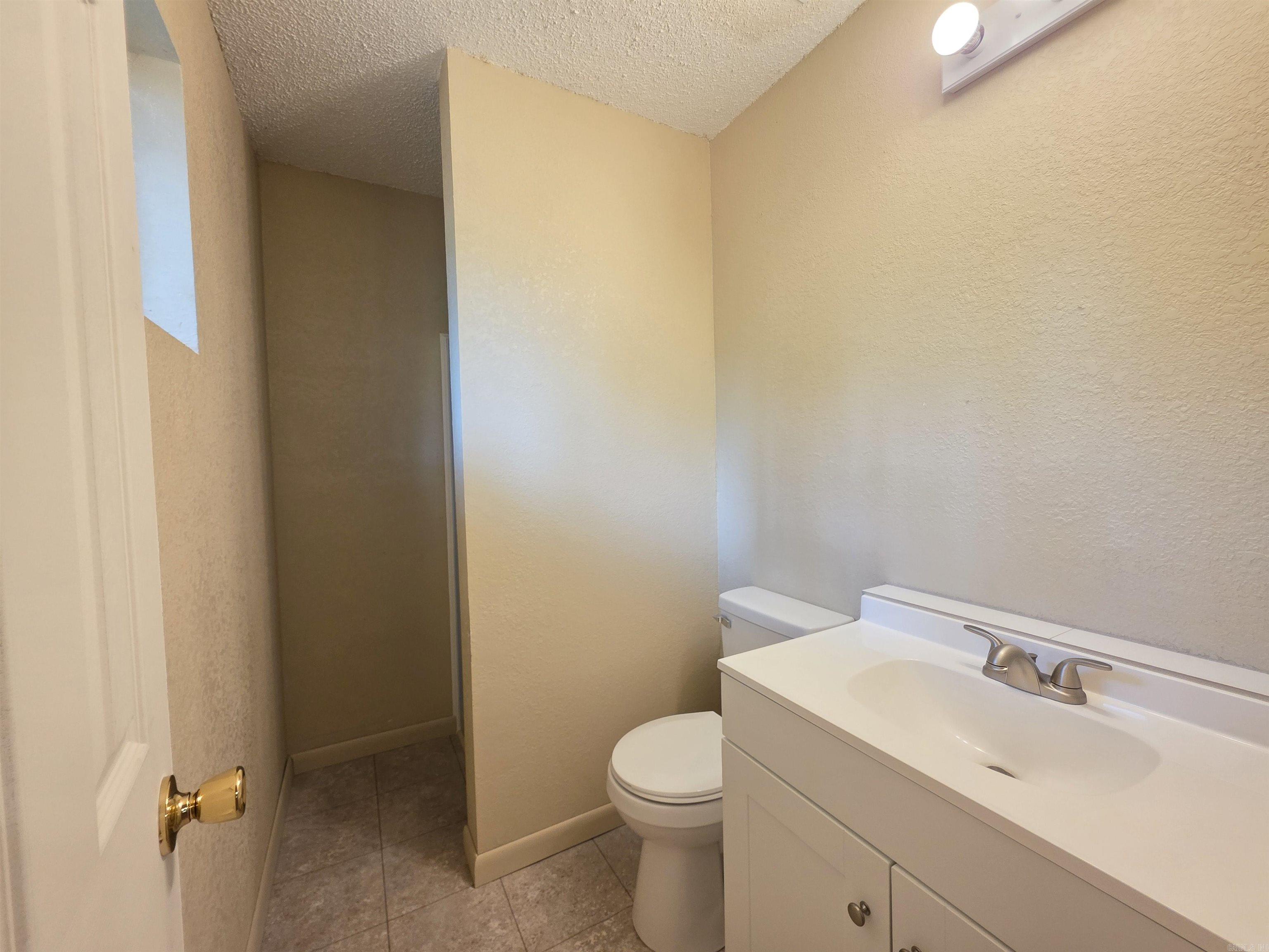 600 Walker Street Property Photo 20