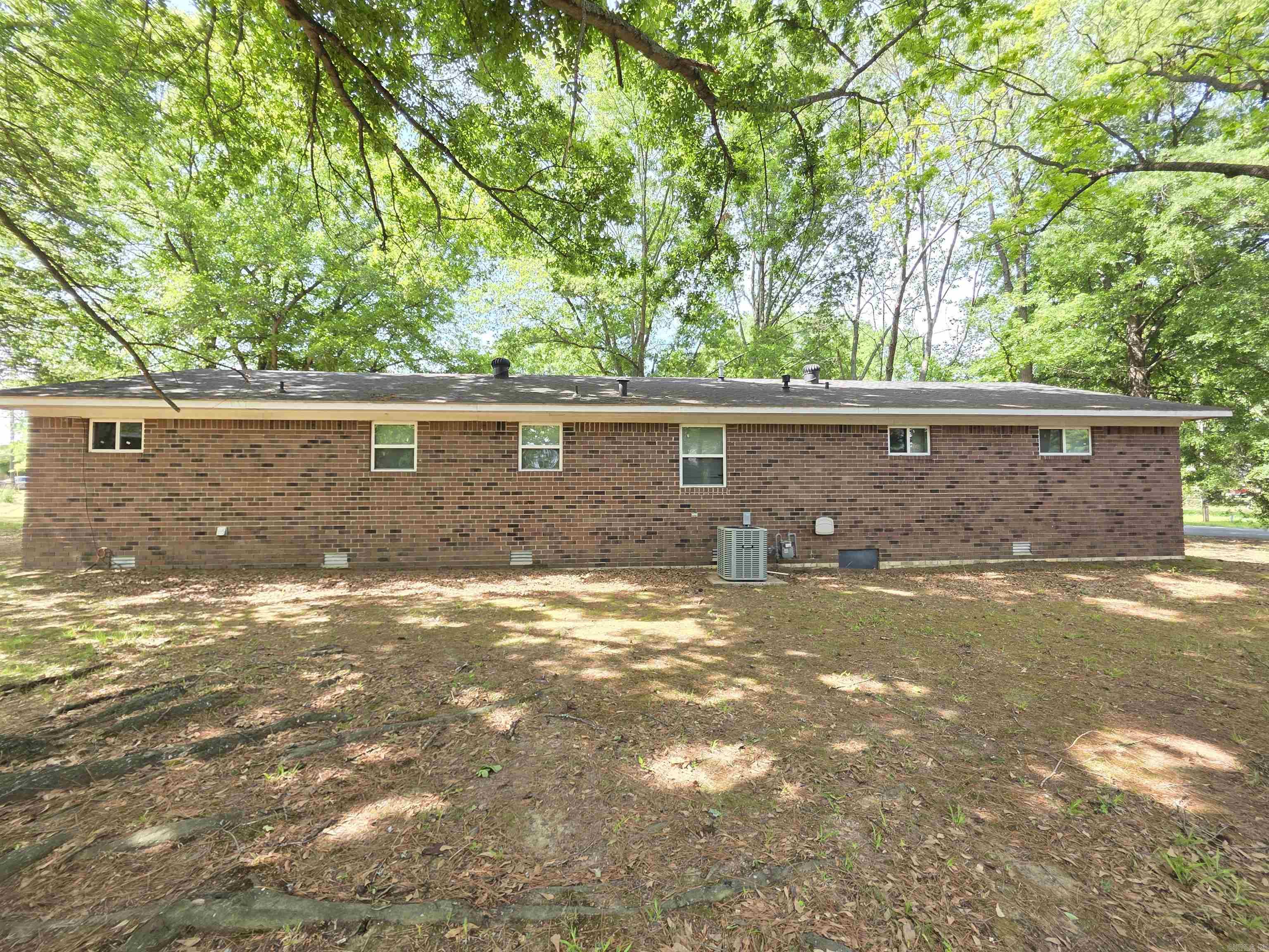 600 Walker Street Property Photo 29