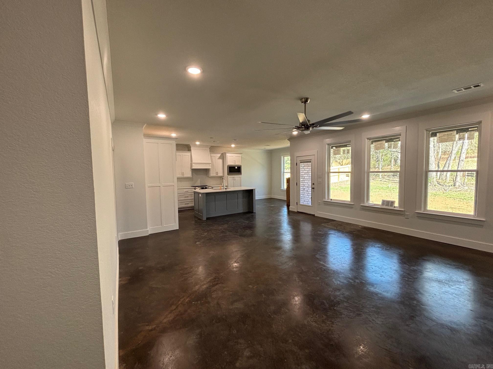 29 Ridge View Street Property Photo 5