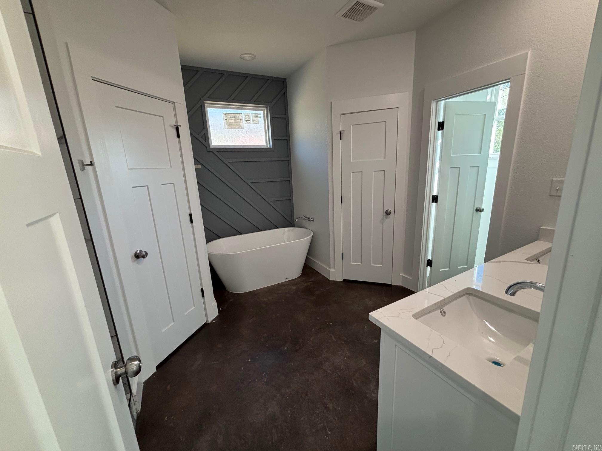 29 Ridge View Street Property Photo 14