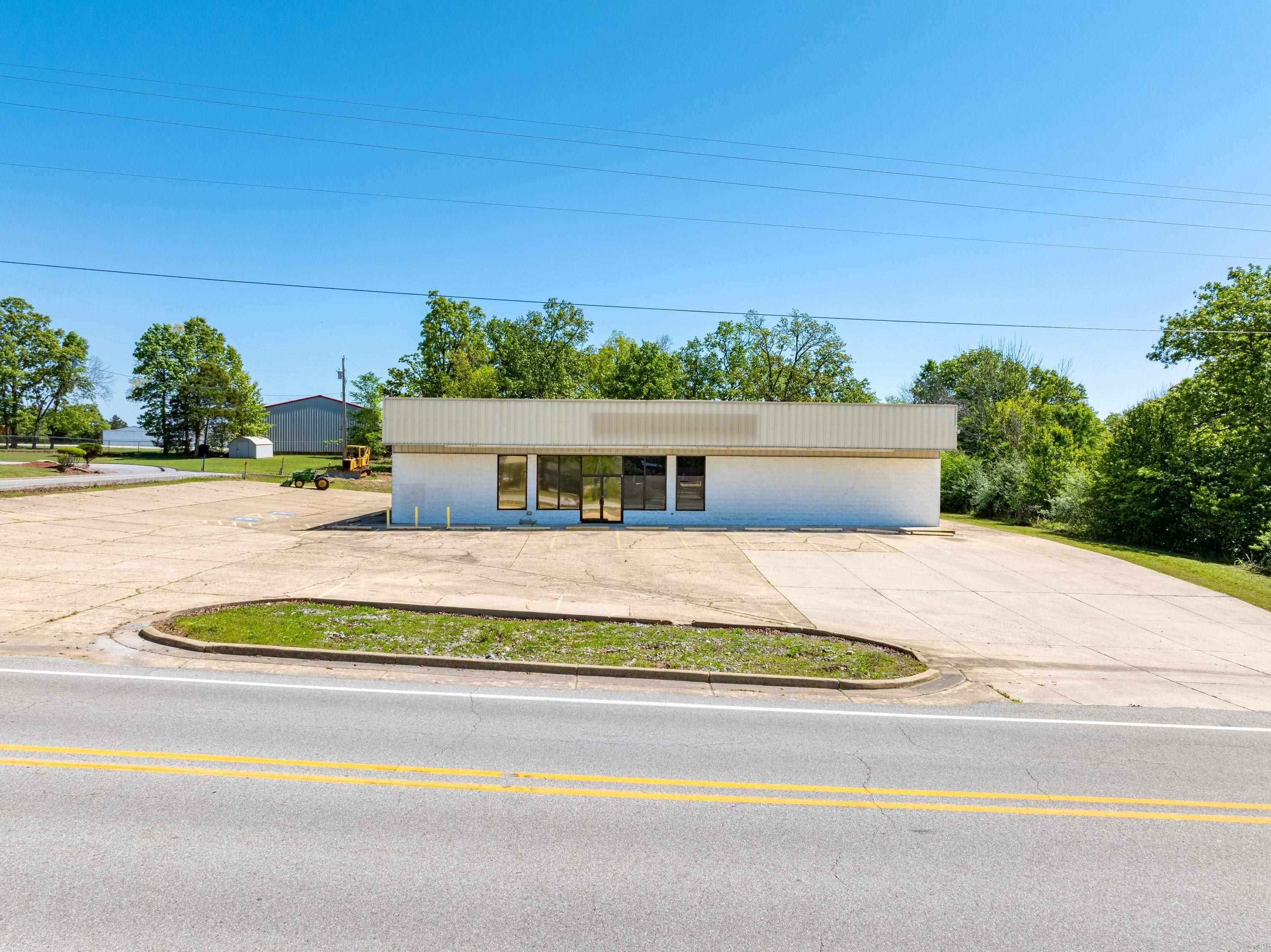327 S Bend Property Photo 19