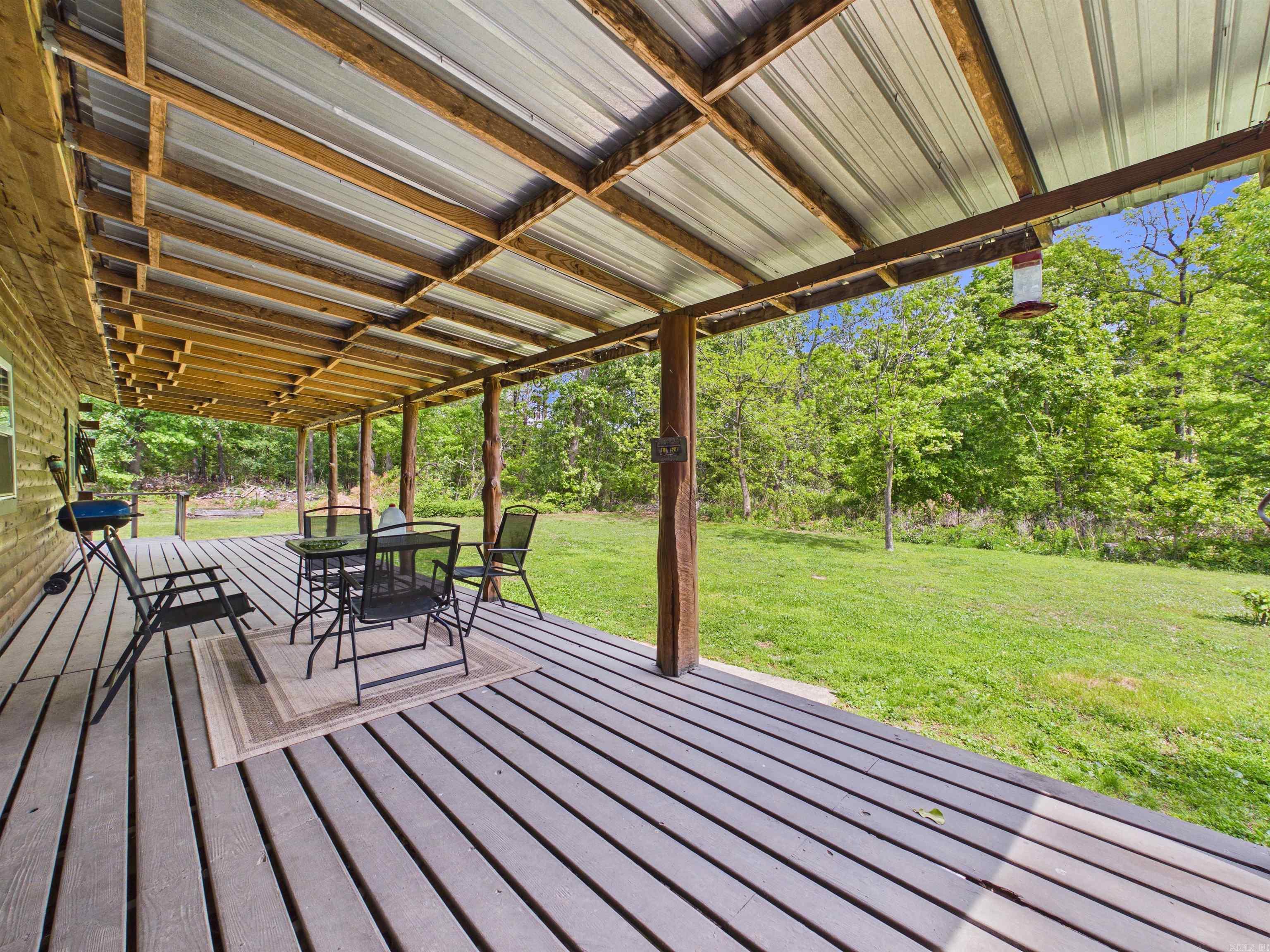 29 Bunch Ln Property Photo 4