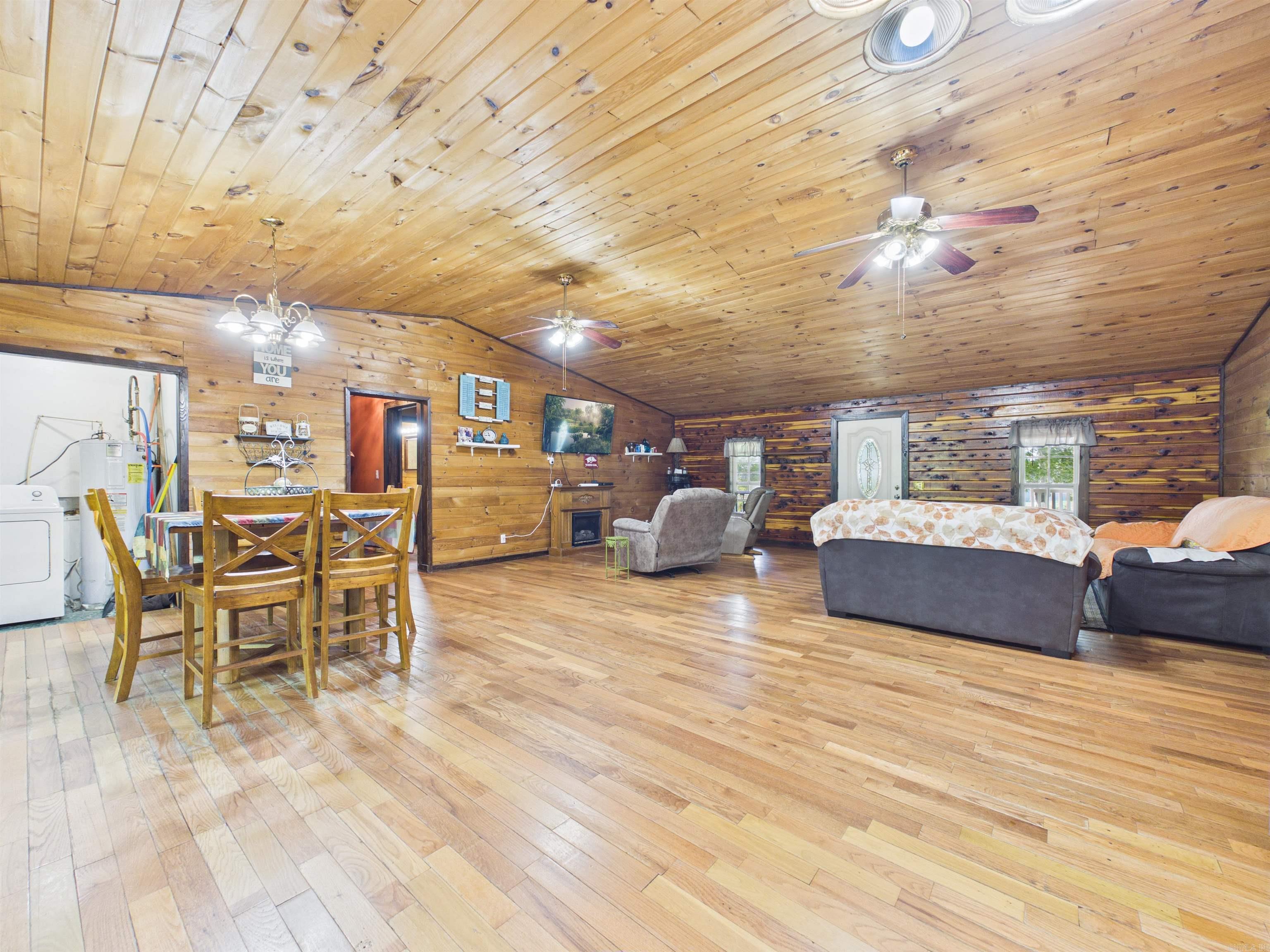 29 Bunch Ln Property Photo 7