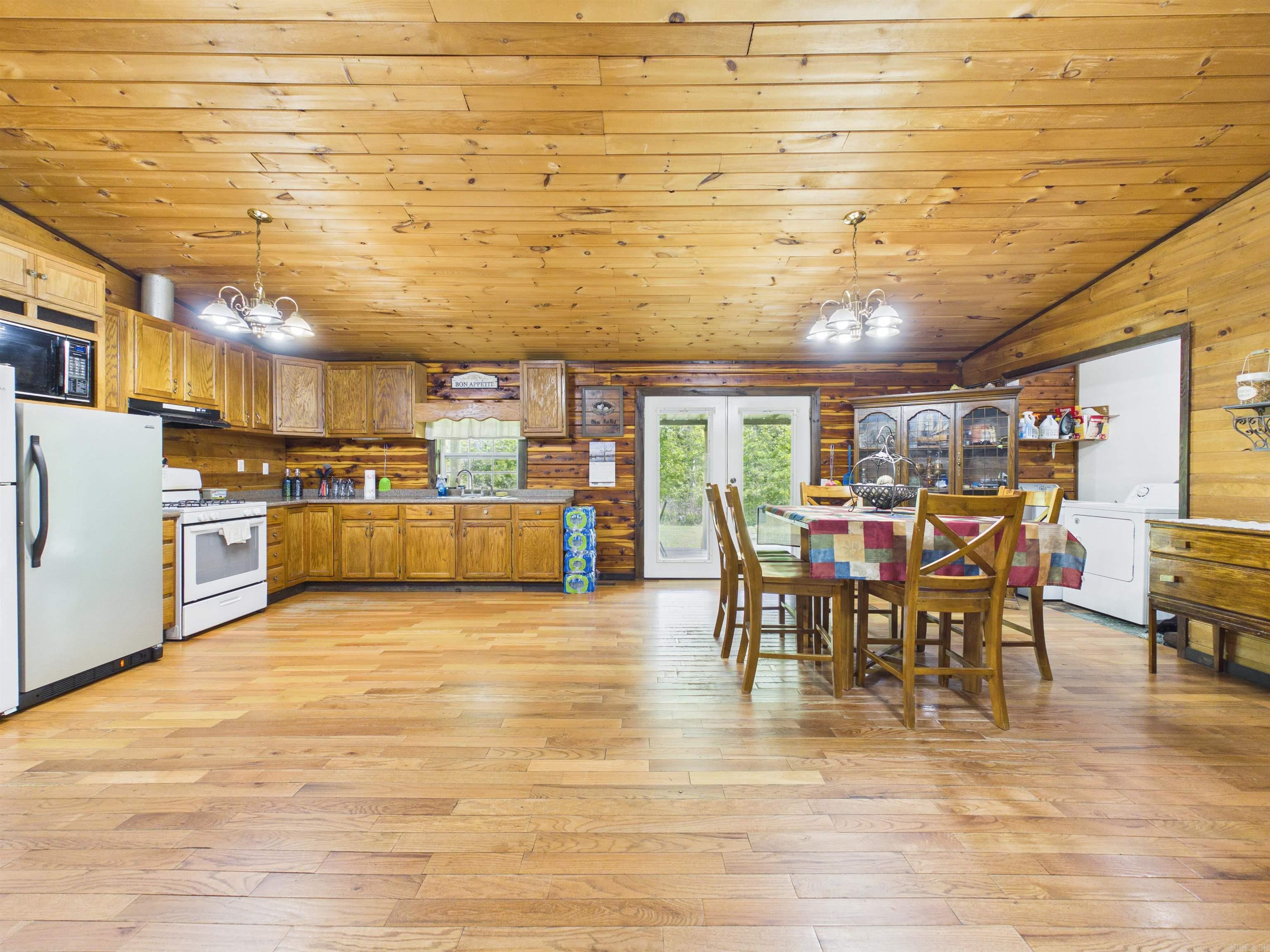 29 Bunch Ln Property Photo 9