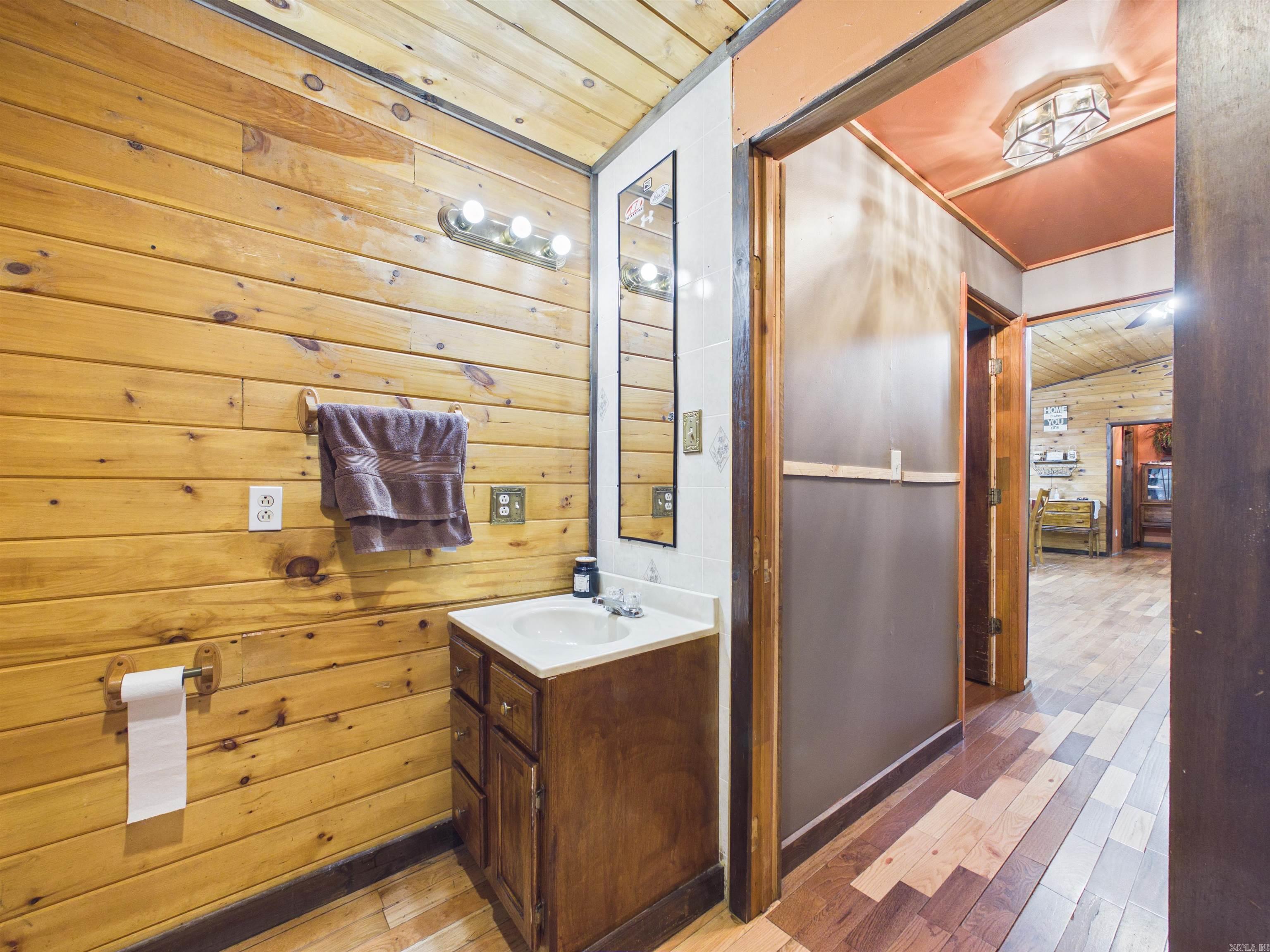 29 Bunch Ln Property Photo 17