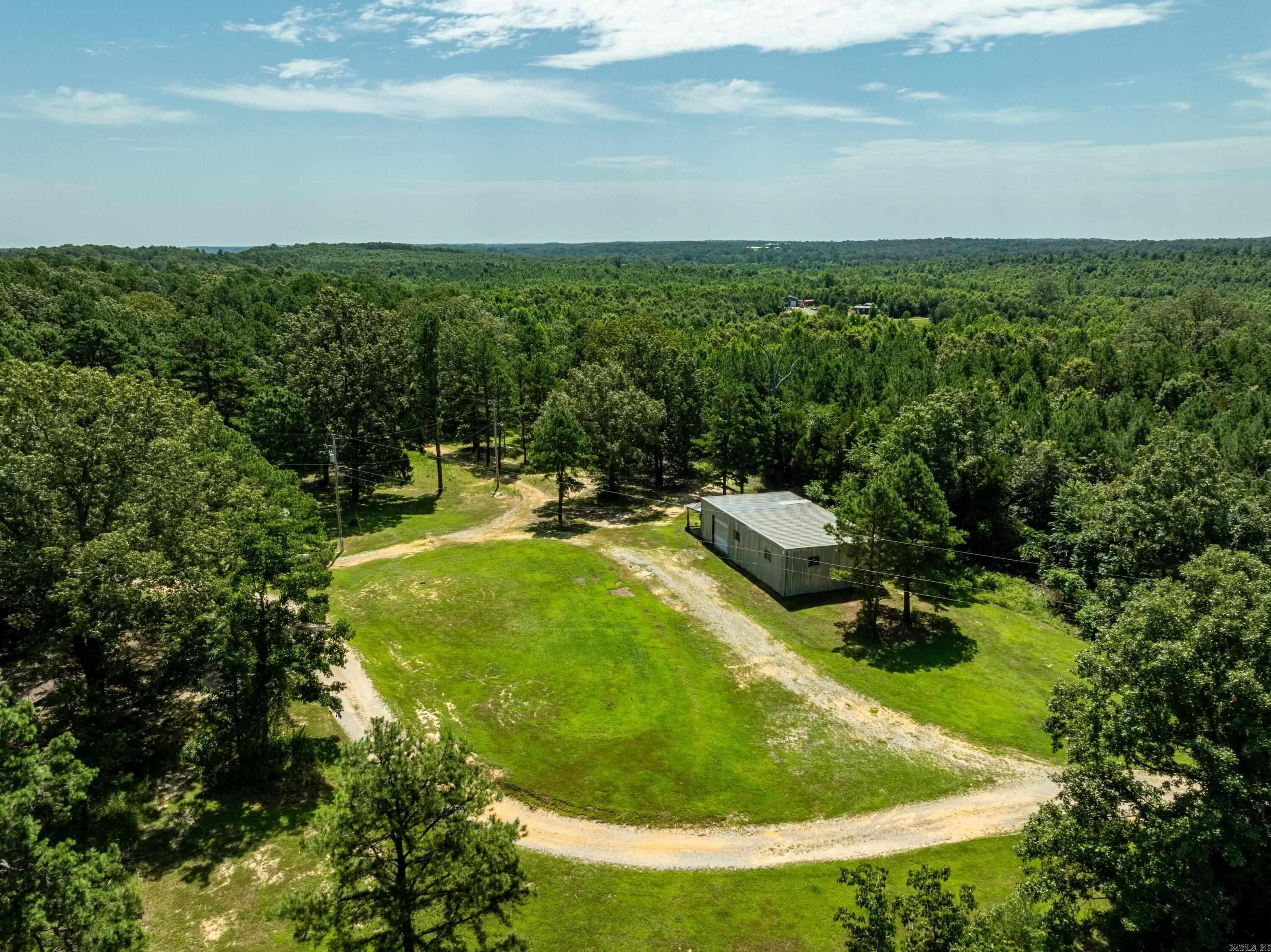 29 Bunch Ln Property Photo 28