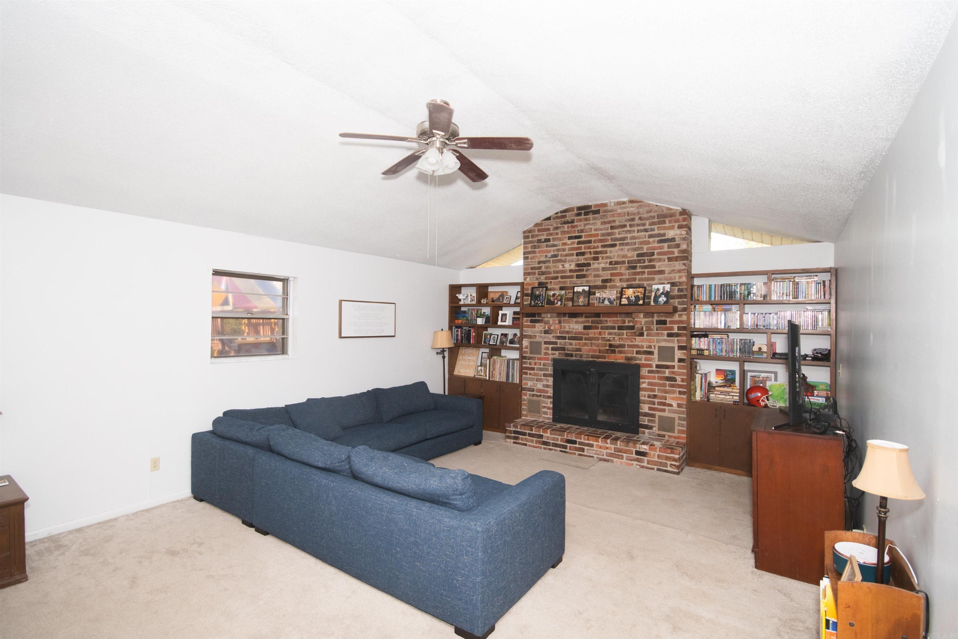 3 La Vista Drive Property Photo 5