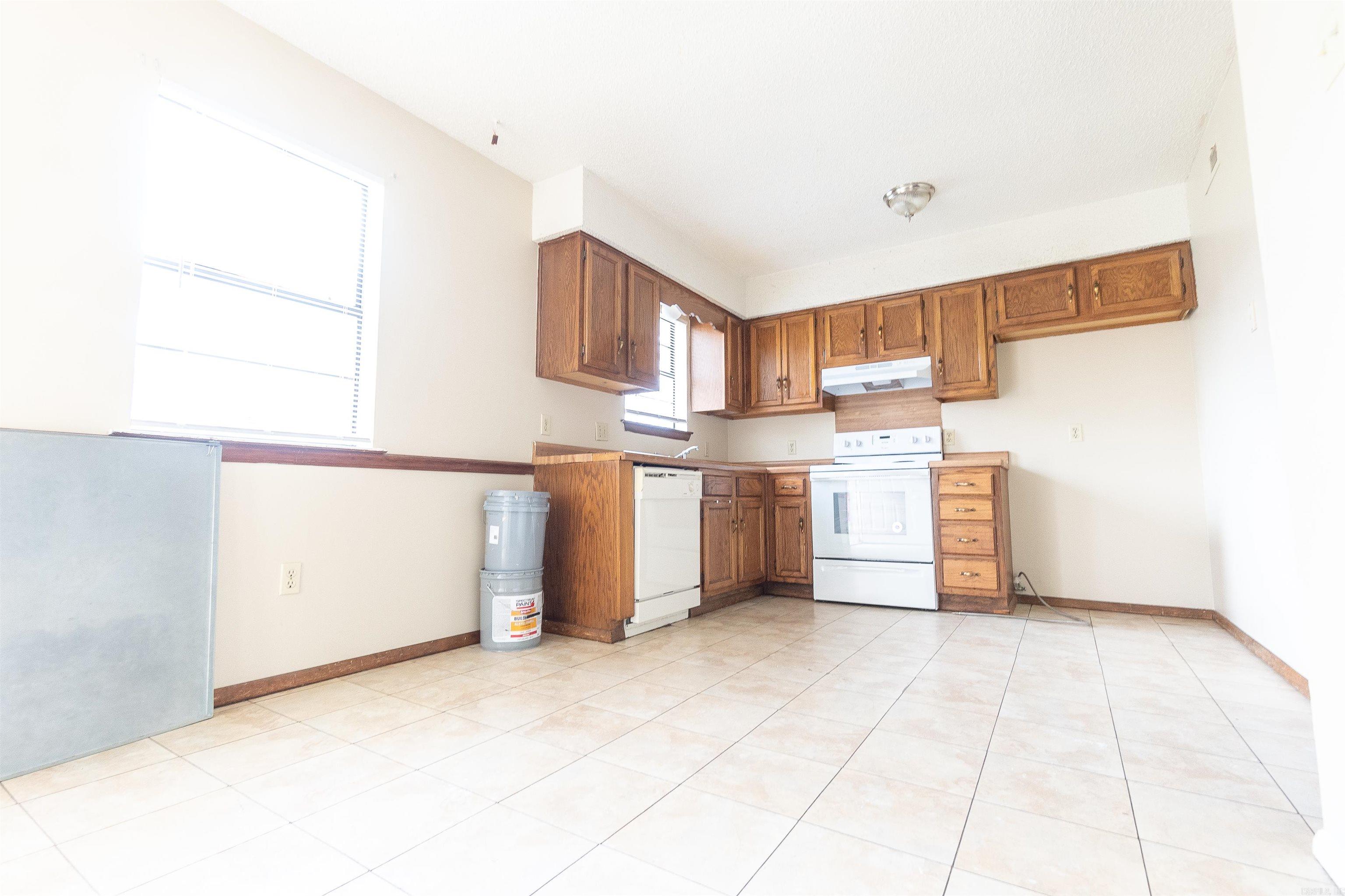 18 Georgeann Circle Property Photo 9