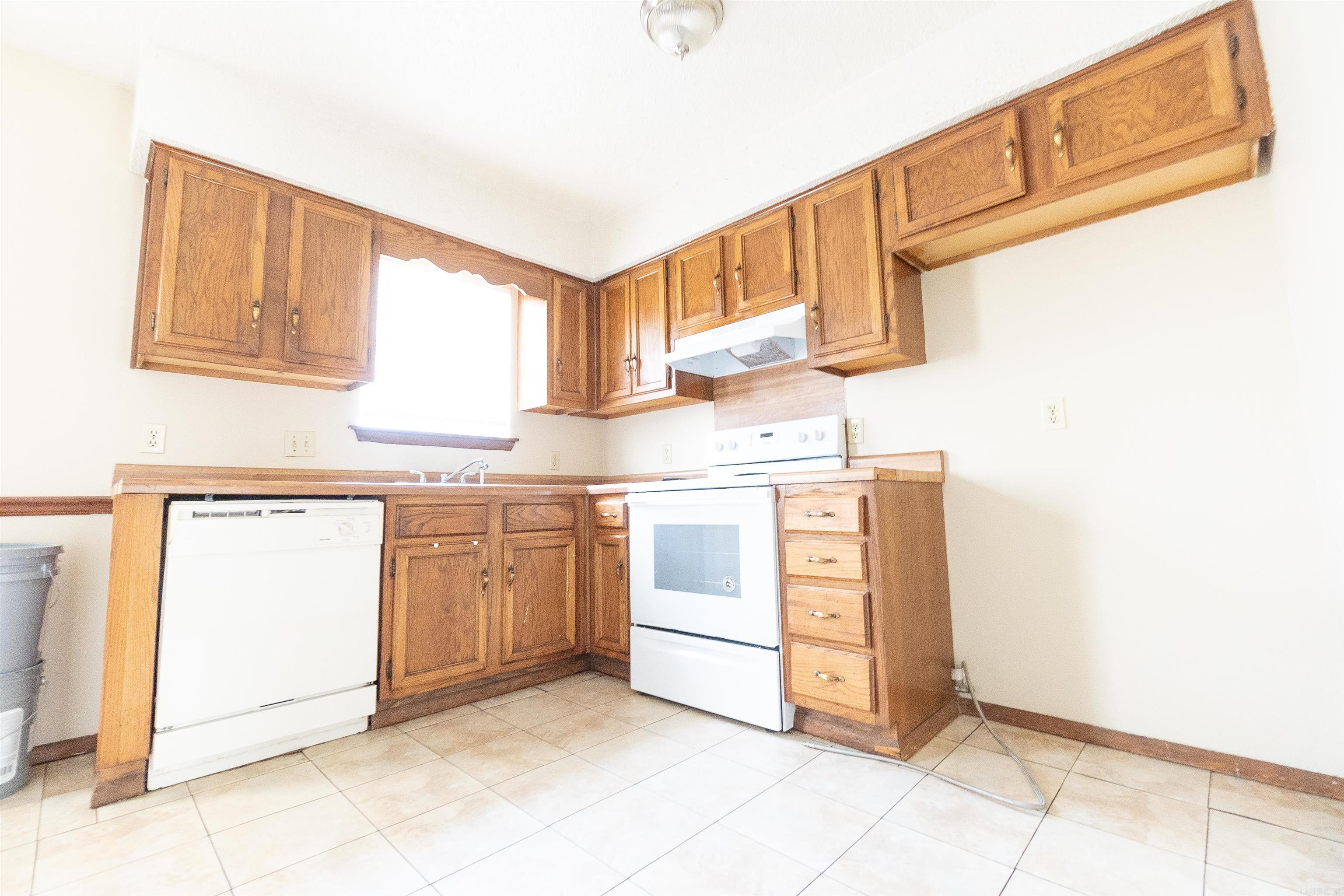 18 Georgeann Circle Property Photo 10