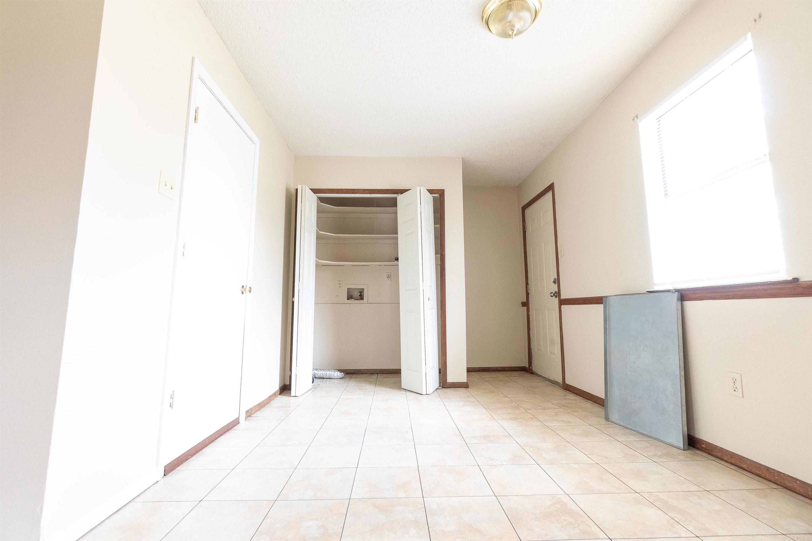18 Georgeann Circle Property Photo 12