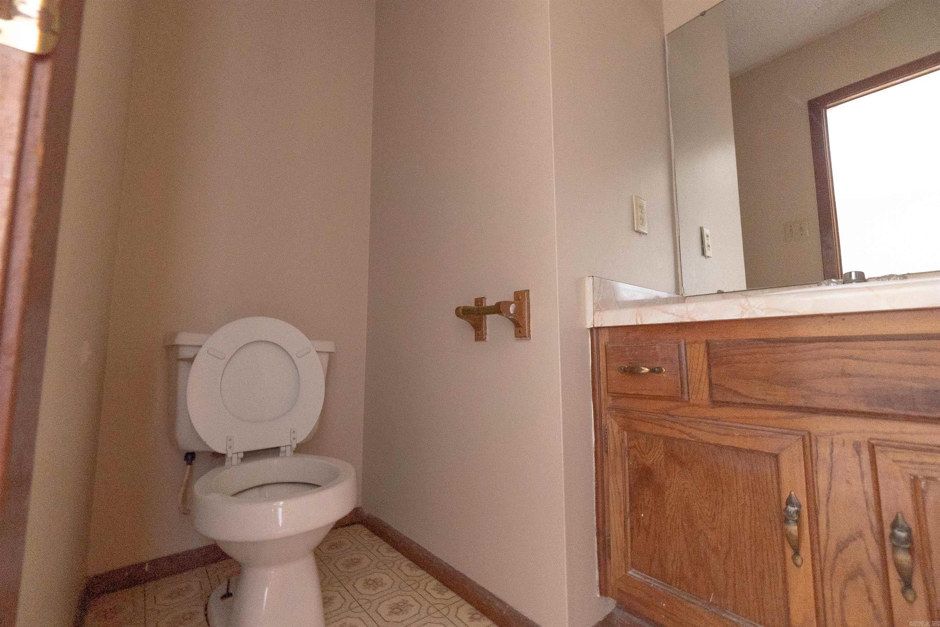 18 Georgeann Circle Property Photo 16