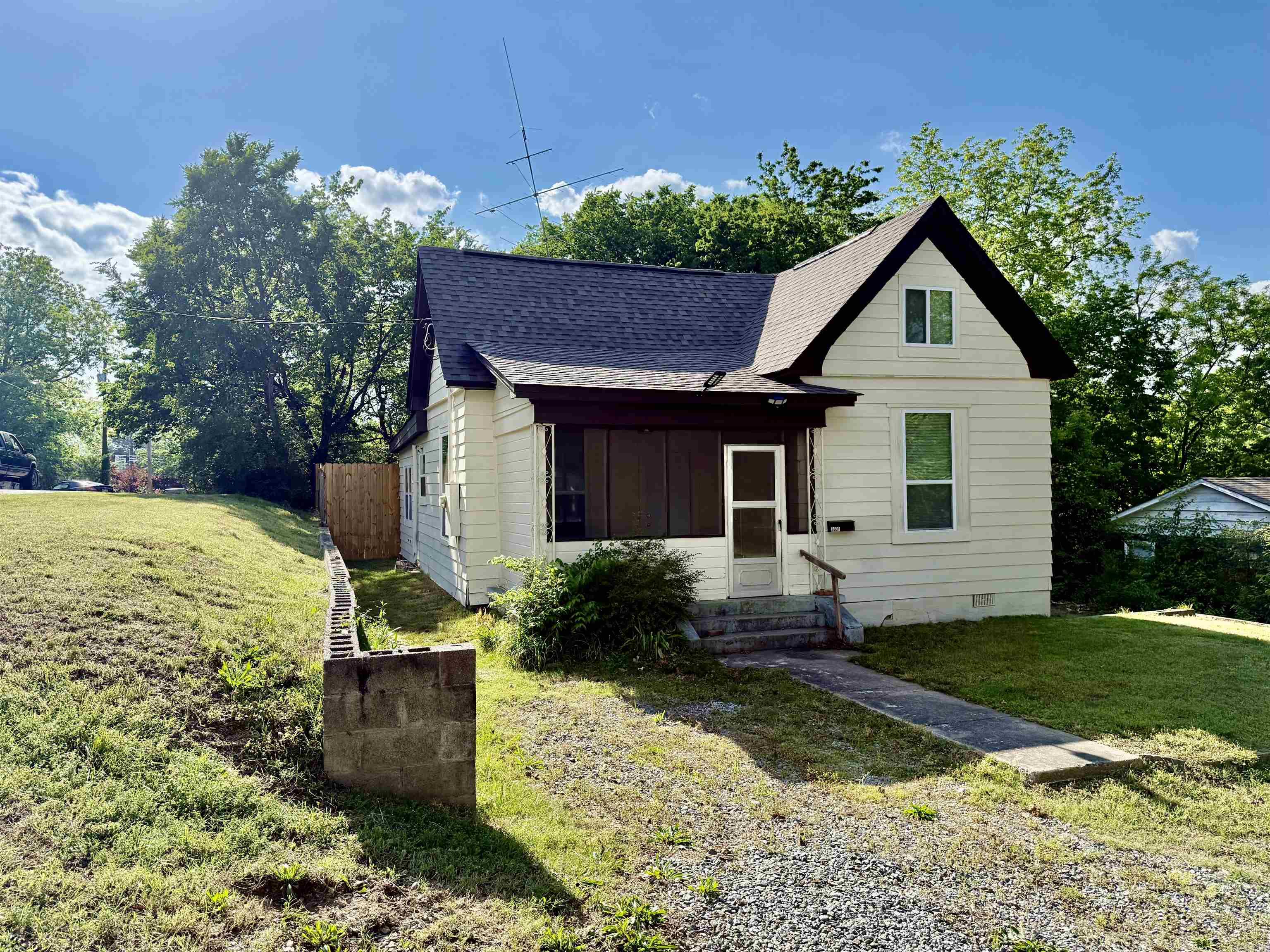 3601 Parker Street Property Photo 1