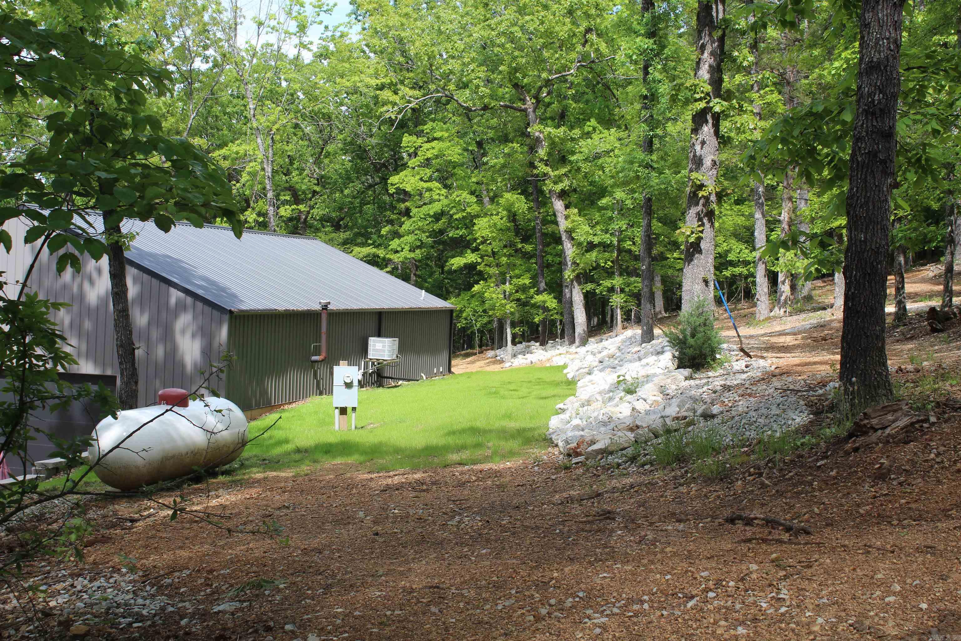 170 Blue Lake Drive Property Photo 14