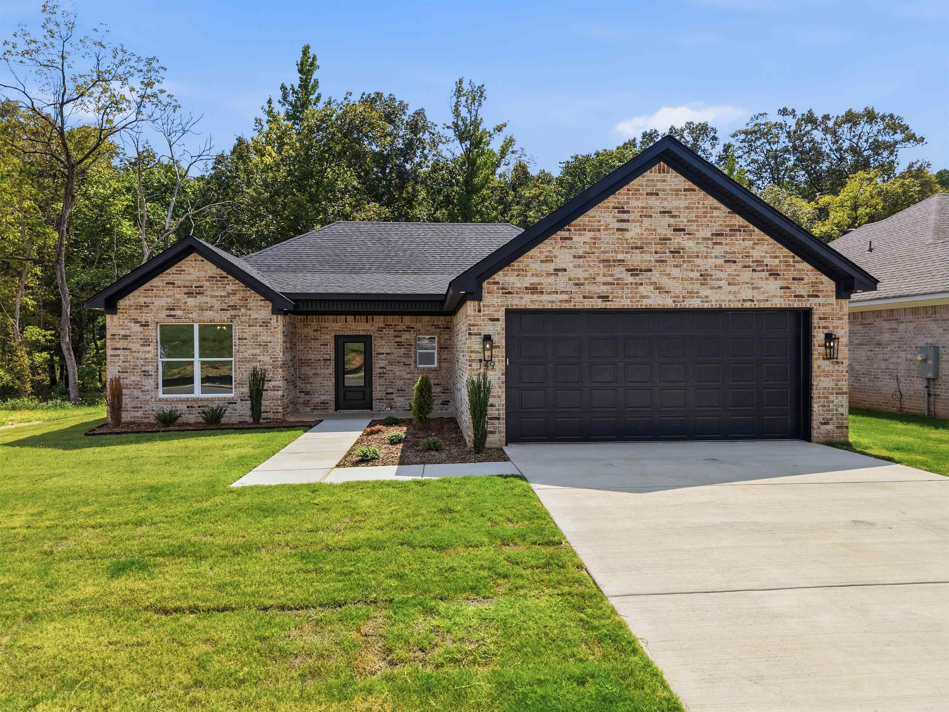 149 Southridge Boulevard Property Photo 1