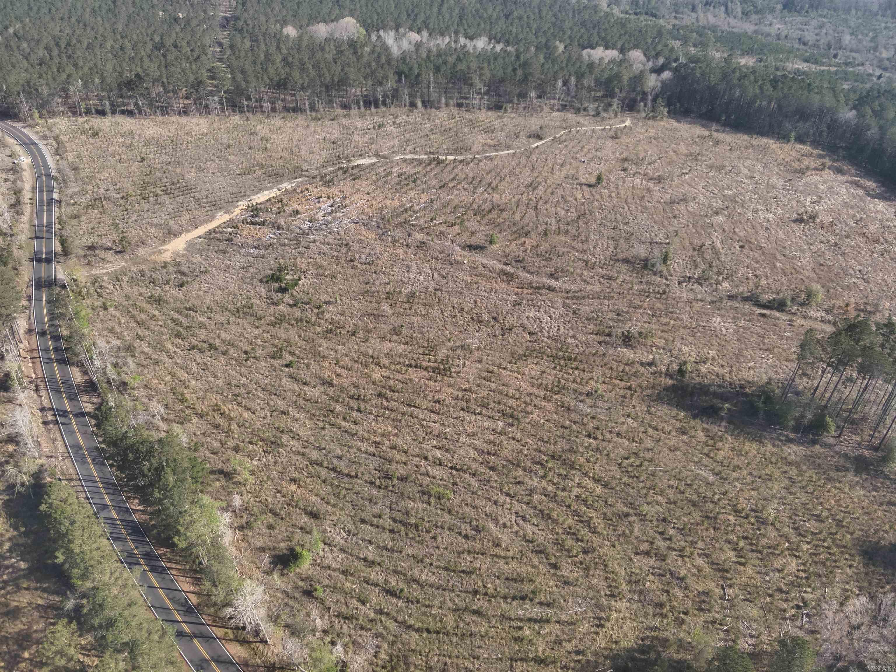 16-19-17 E Three Creeks Rd Property Photo 1