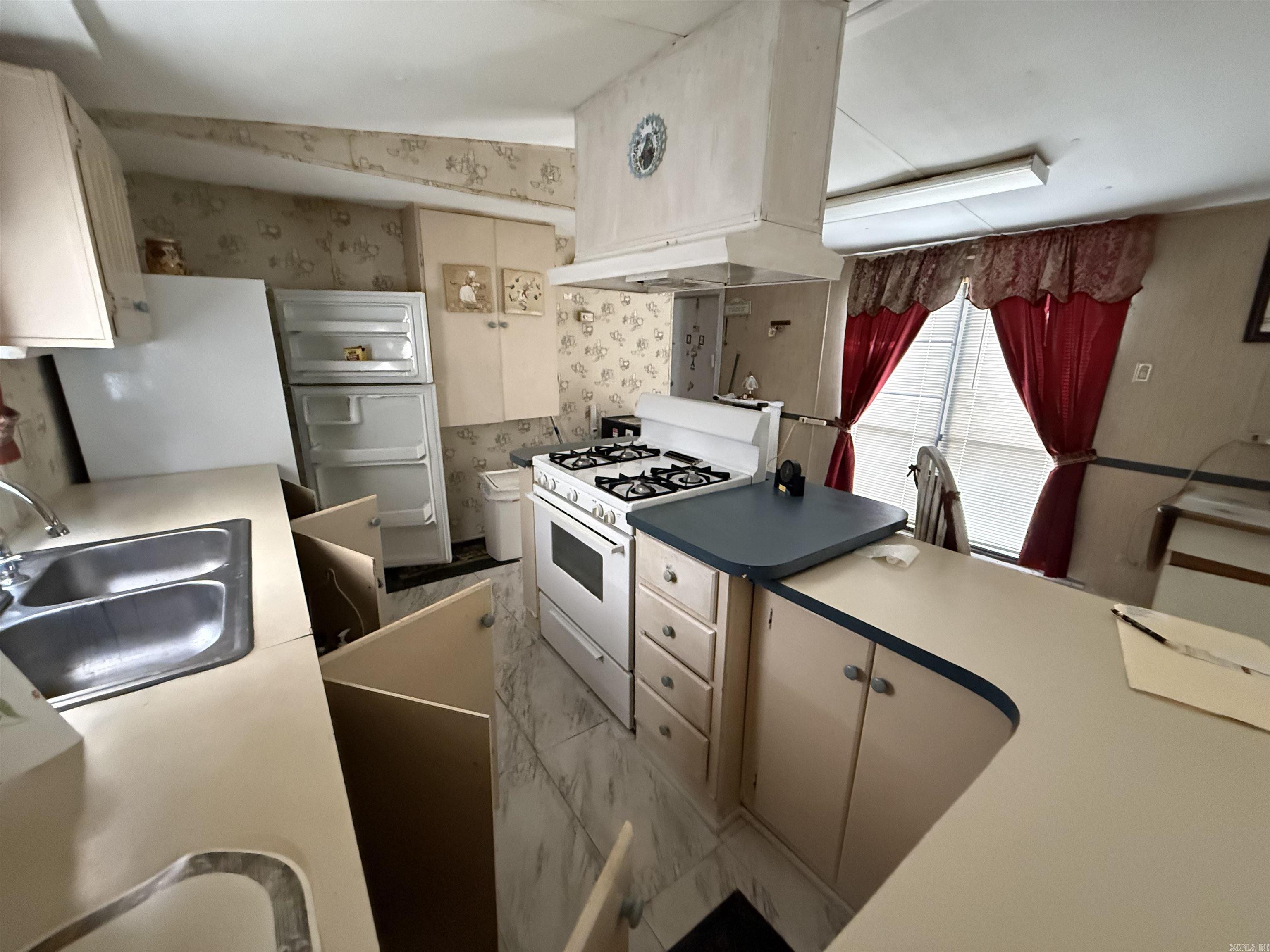 17623 Gene Road Property Photo 21