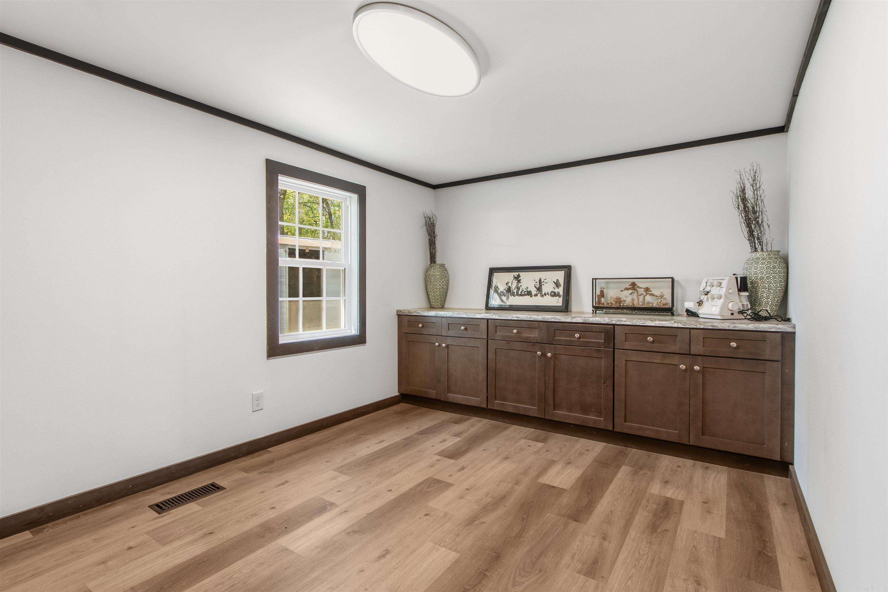 1205 Sims Ave Property Photo 6