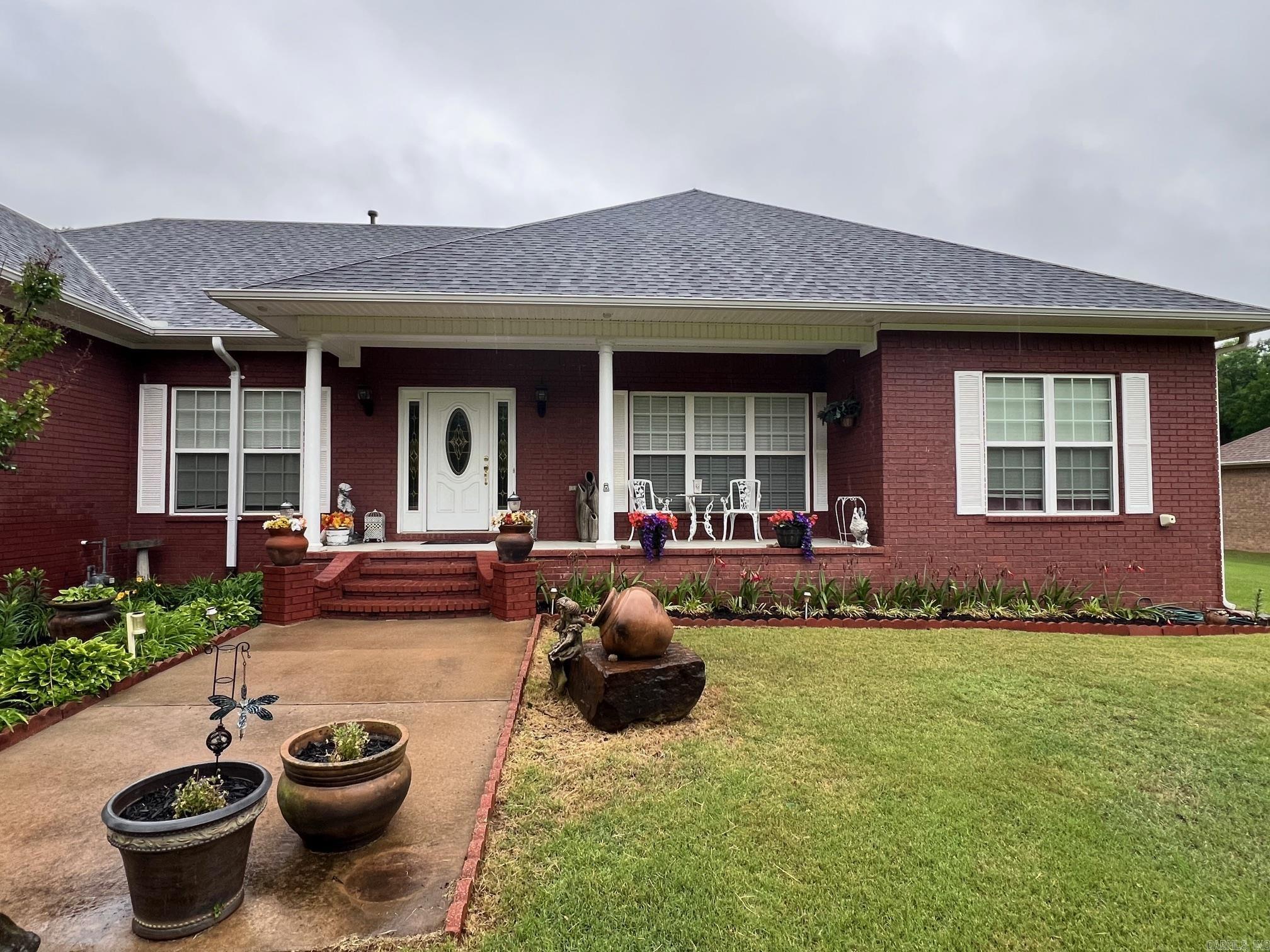 1707 Holloway Property Photo 2