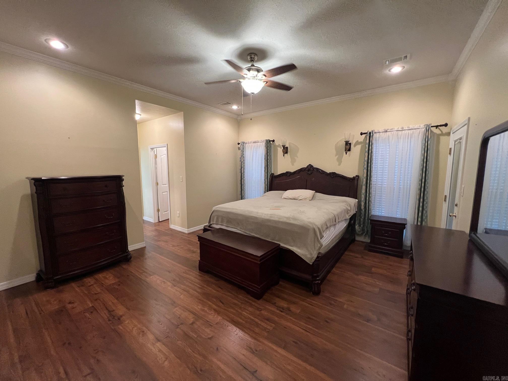1707 Holloway Property Photo 10