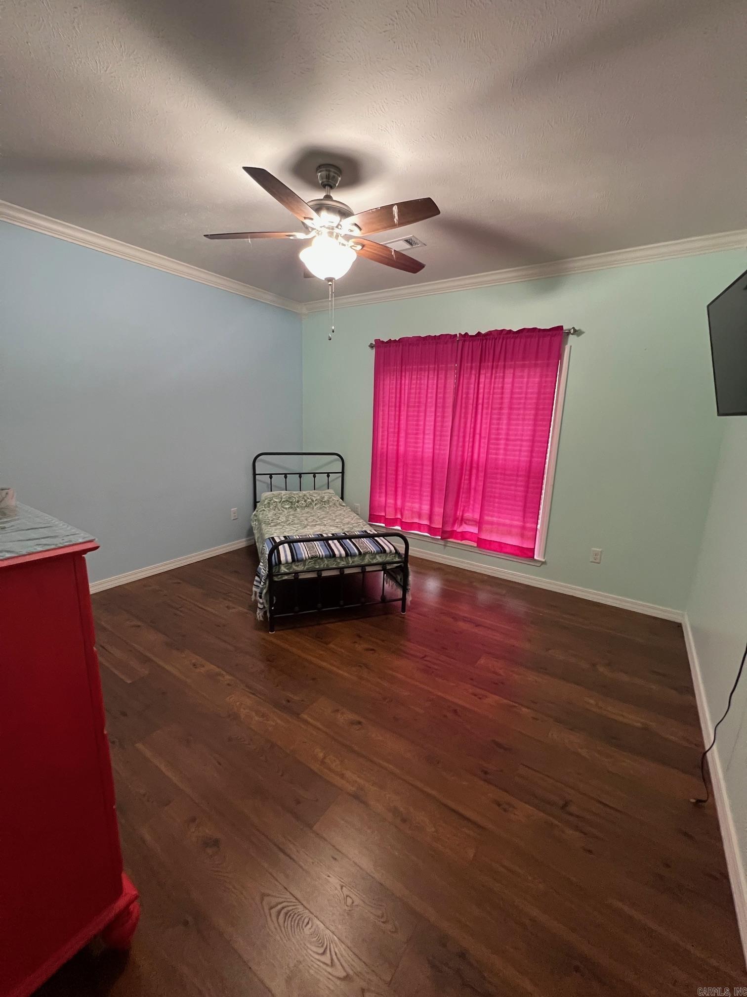 1707 Holloway Property Photo 24