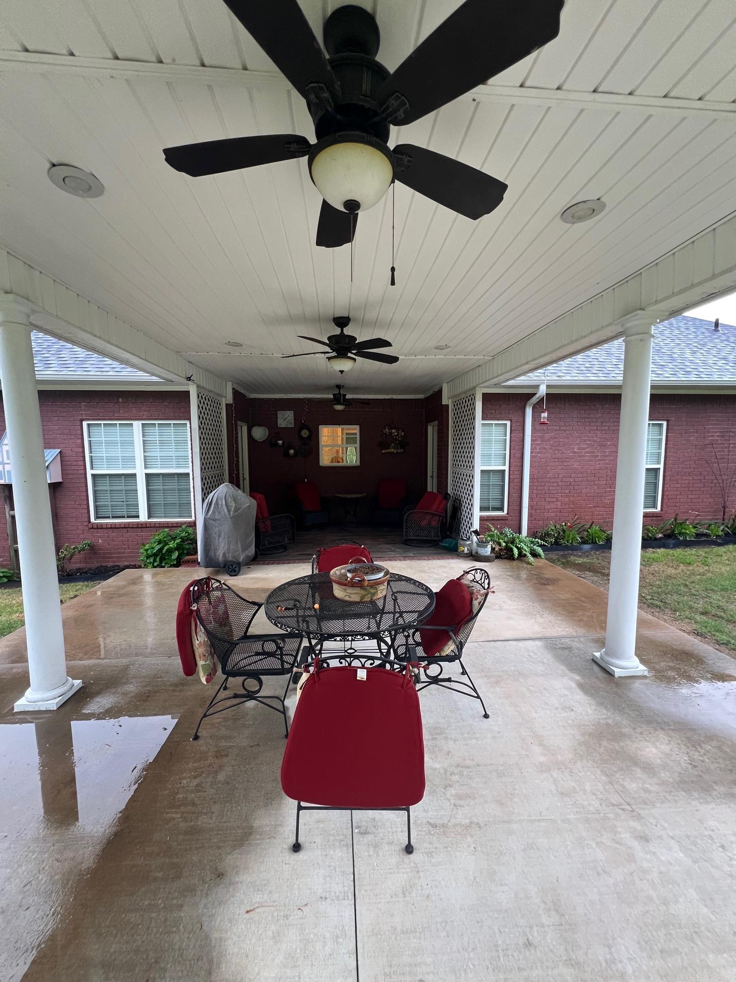 1707 Holloway Property Photo 28