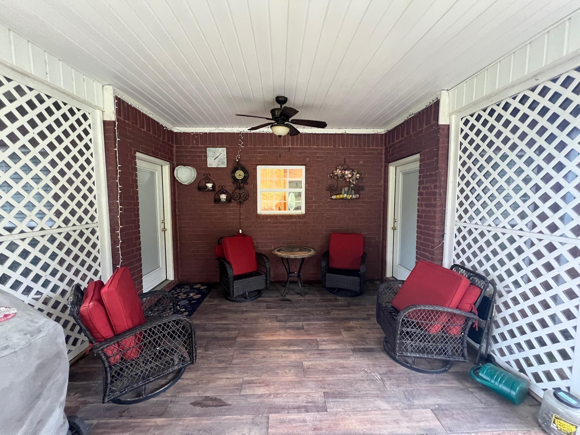 1707 Holloway Property Photo 29