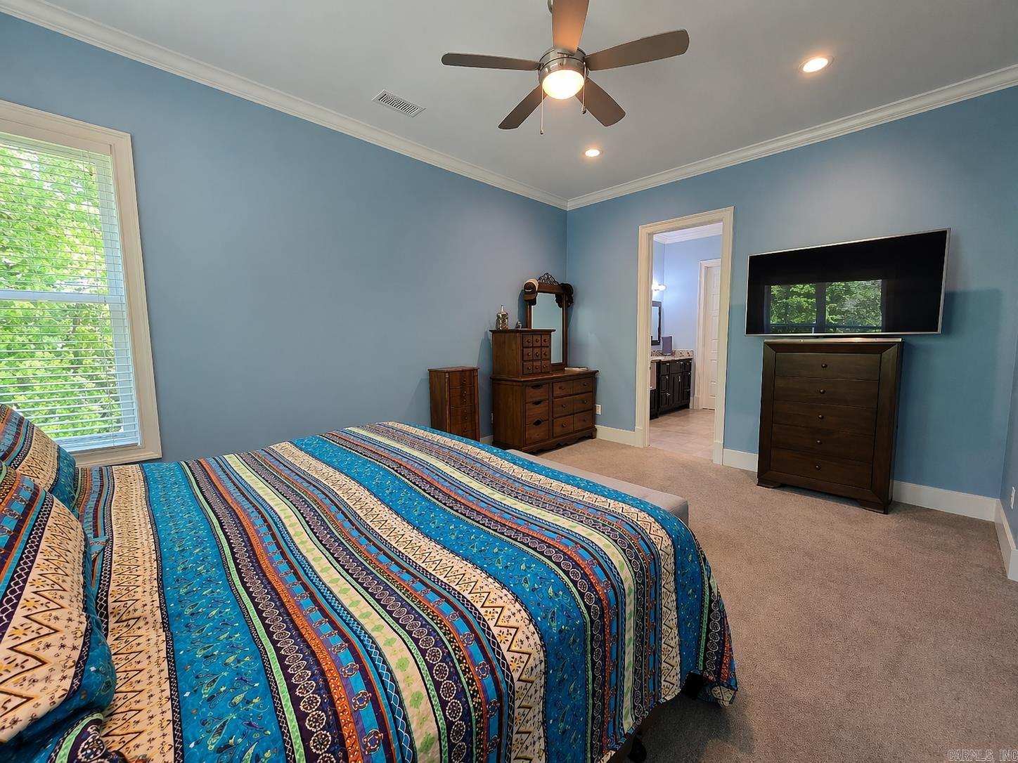 975 Wagon Wheel Road Property Photo 17