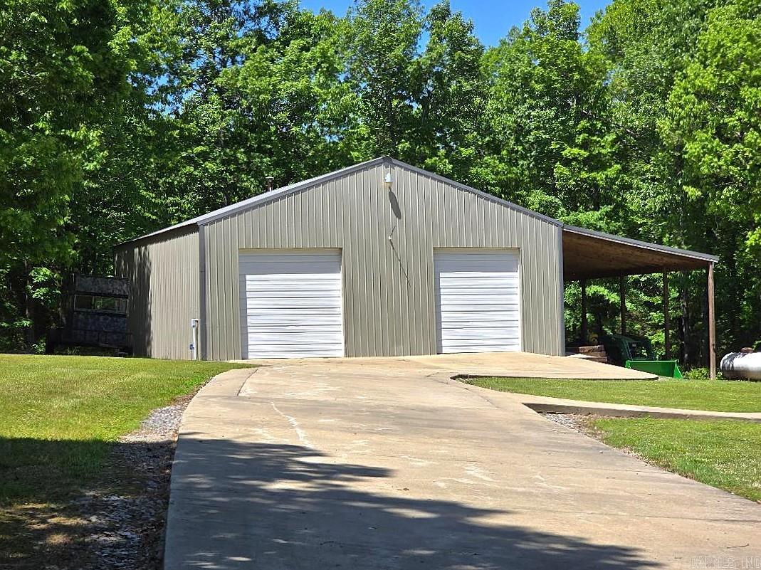 975 Wagon Wheel Road Property Photo 36