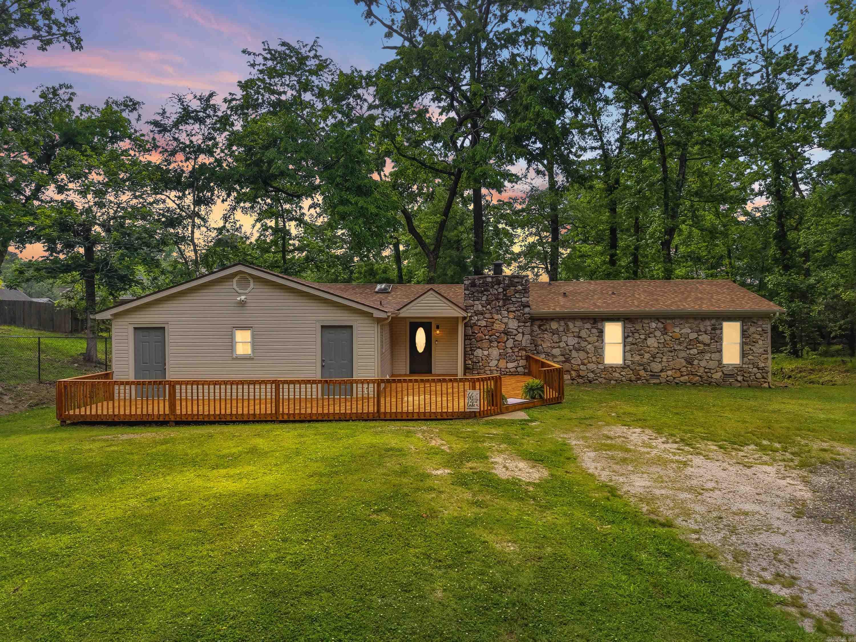 107 Bayshore Cove Property Photo 10