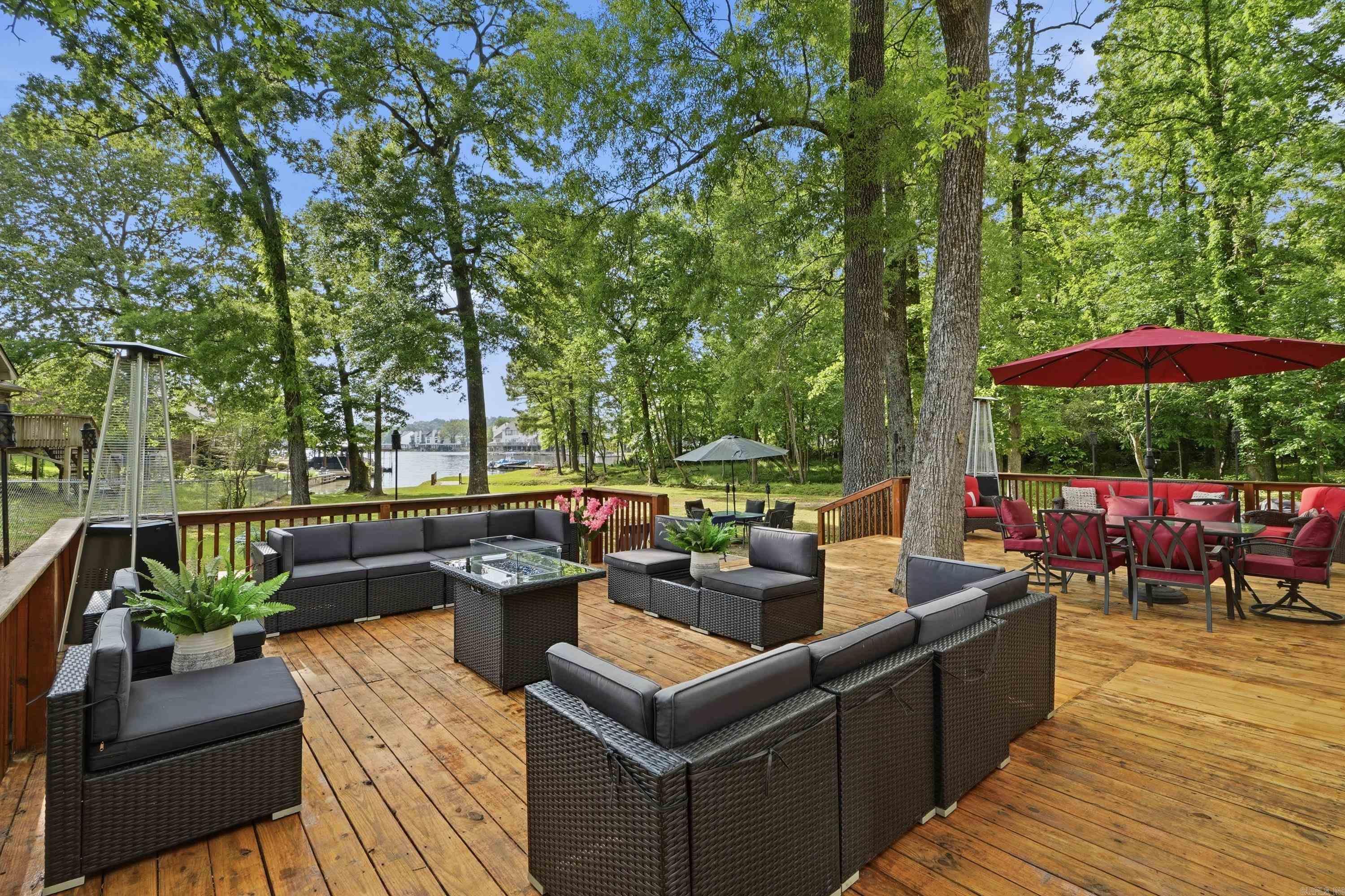 107 Bayshore Cove Property Photo 23