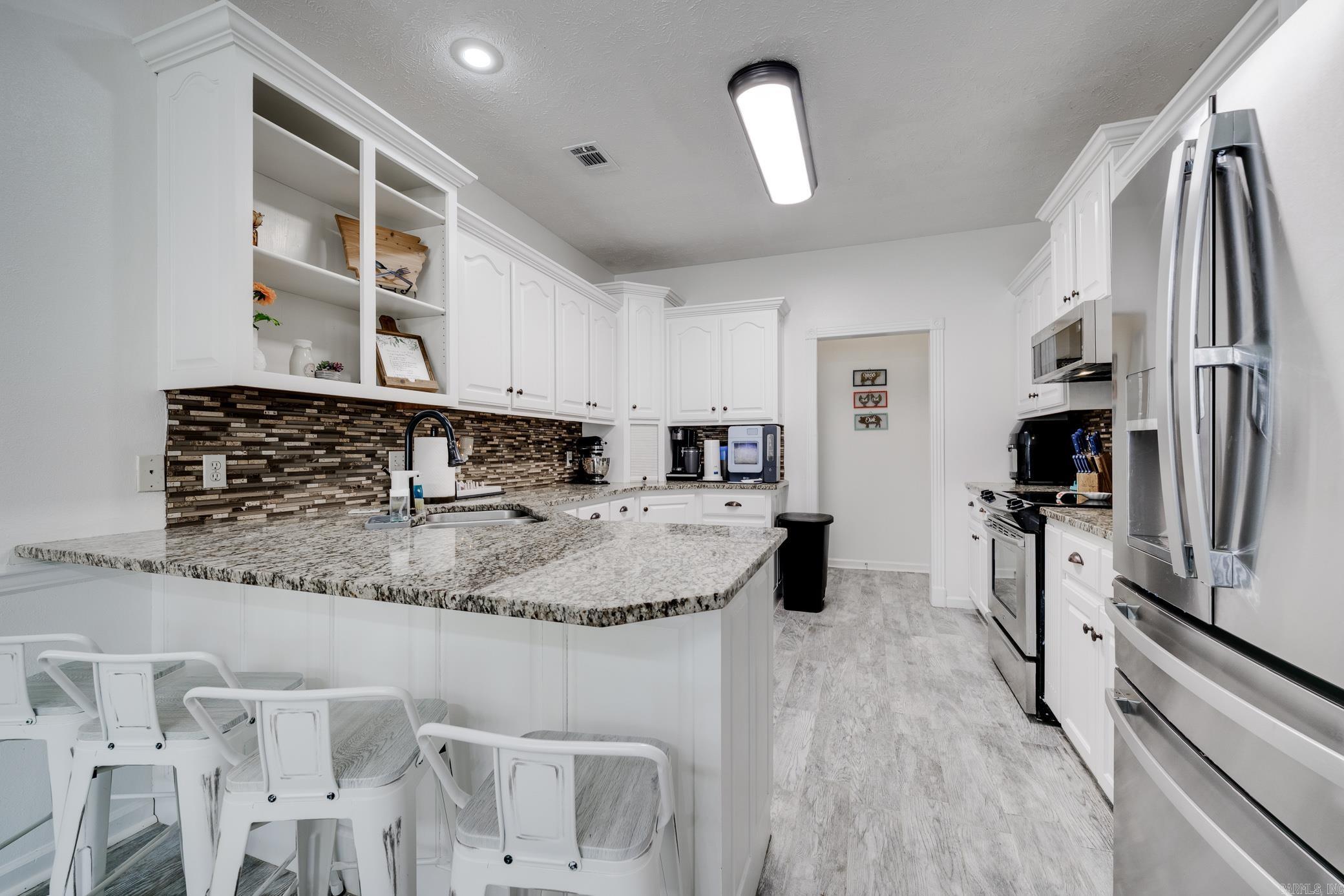 39 Linda Circle Property Photo 11