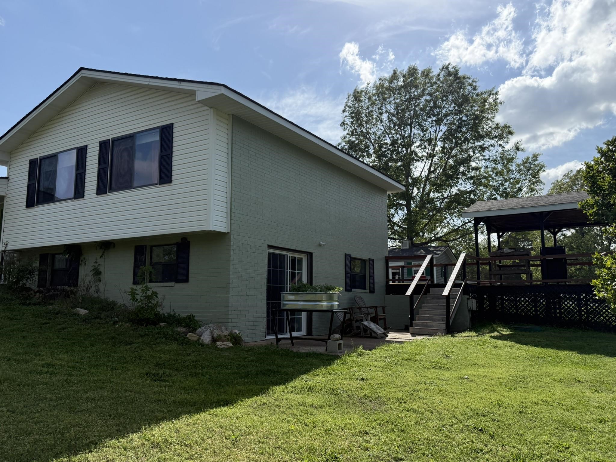 378 Yancey Road Property Photo 37