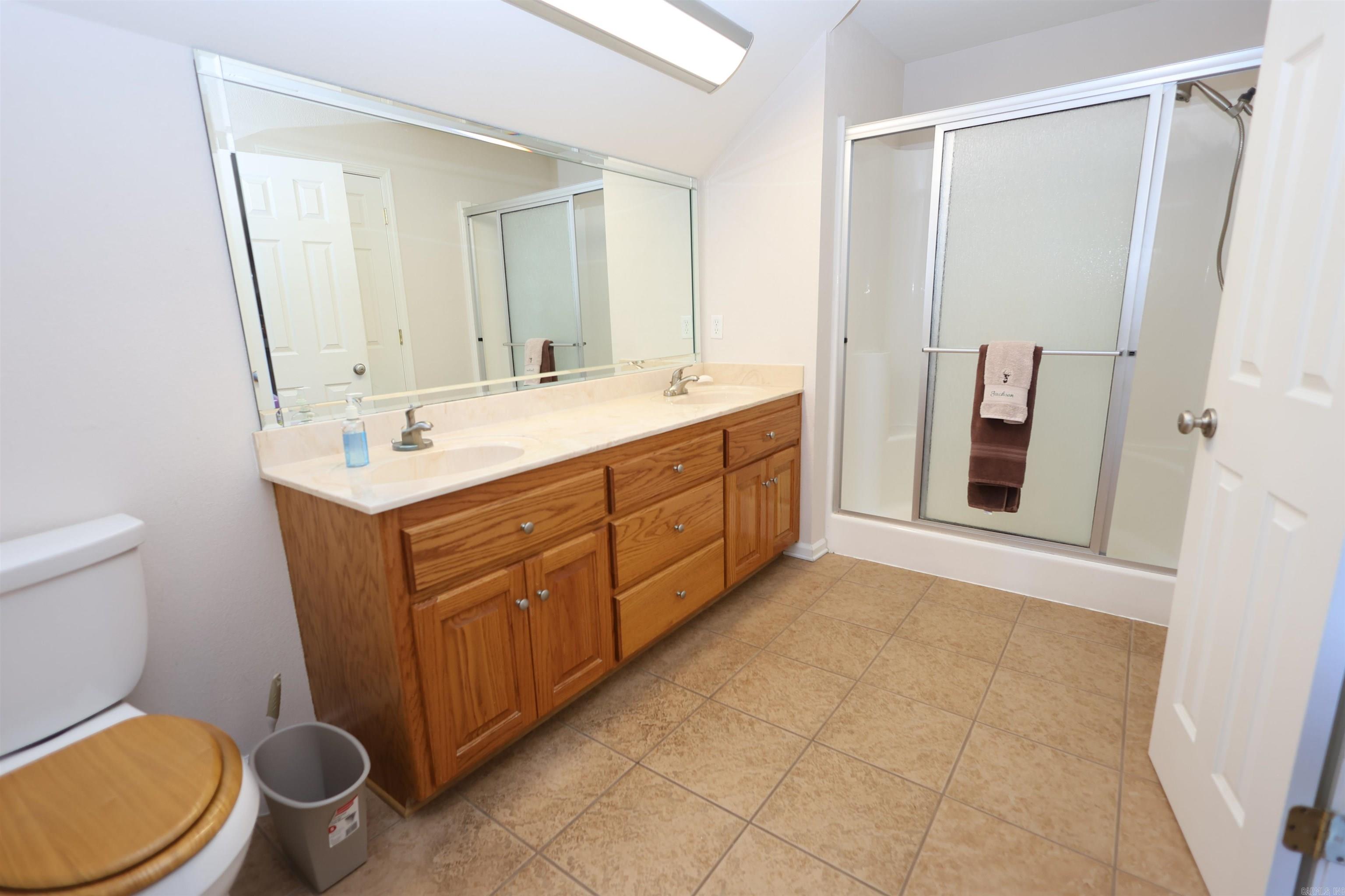 125 Clinton Loop Property Photo 16