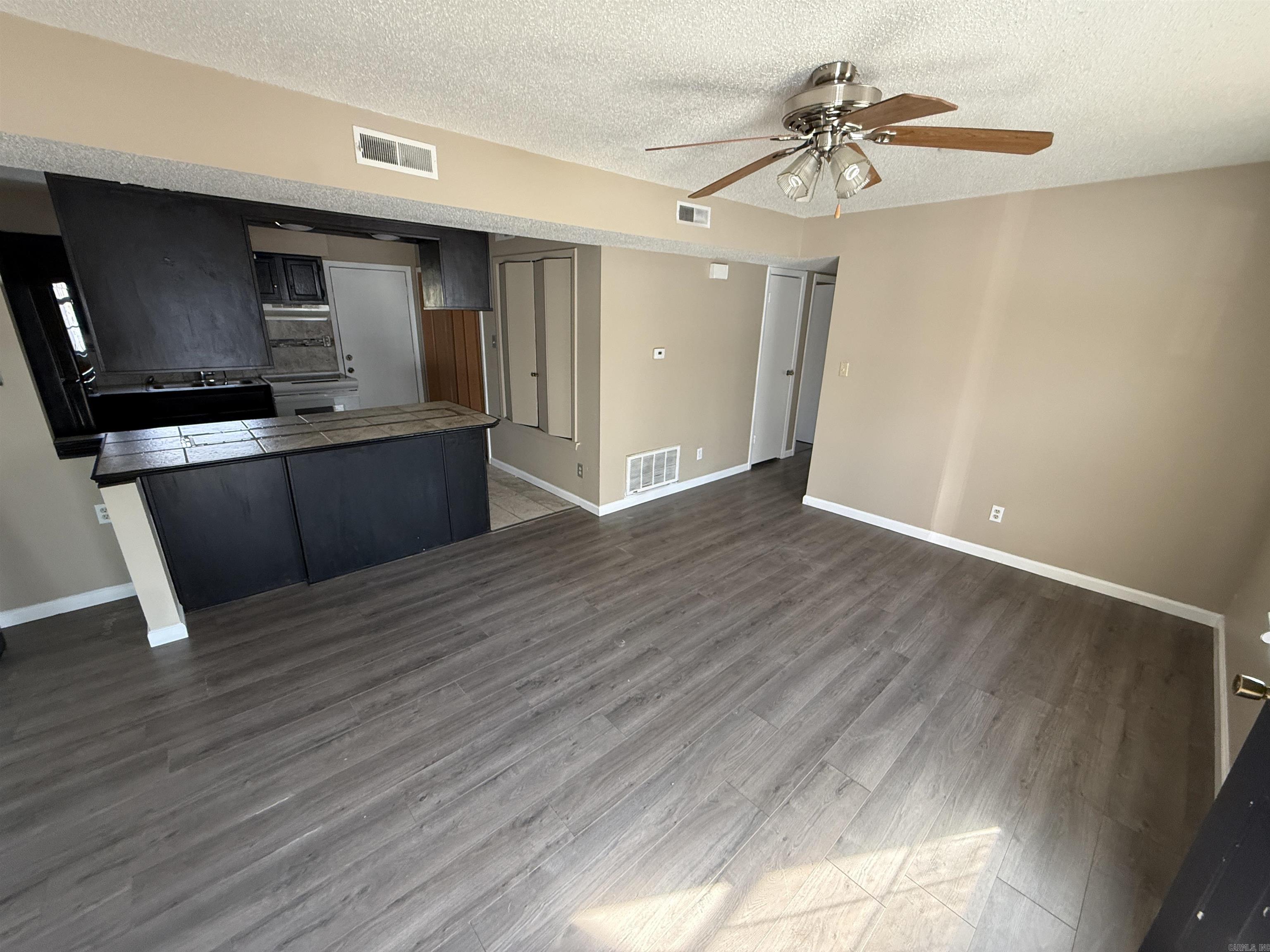 201 Natalie Ln Property Photo 2