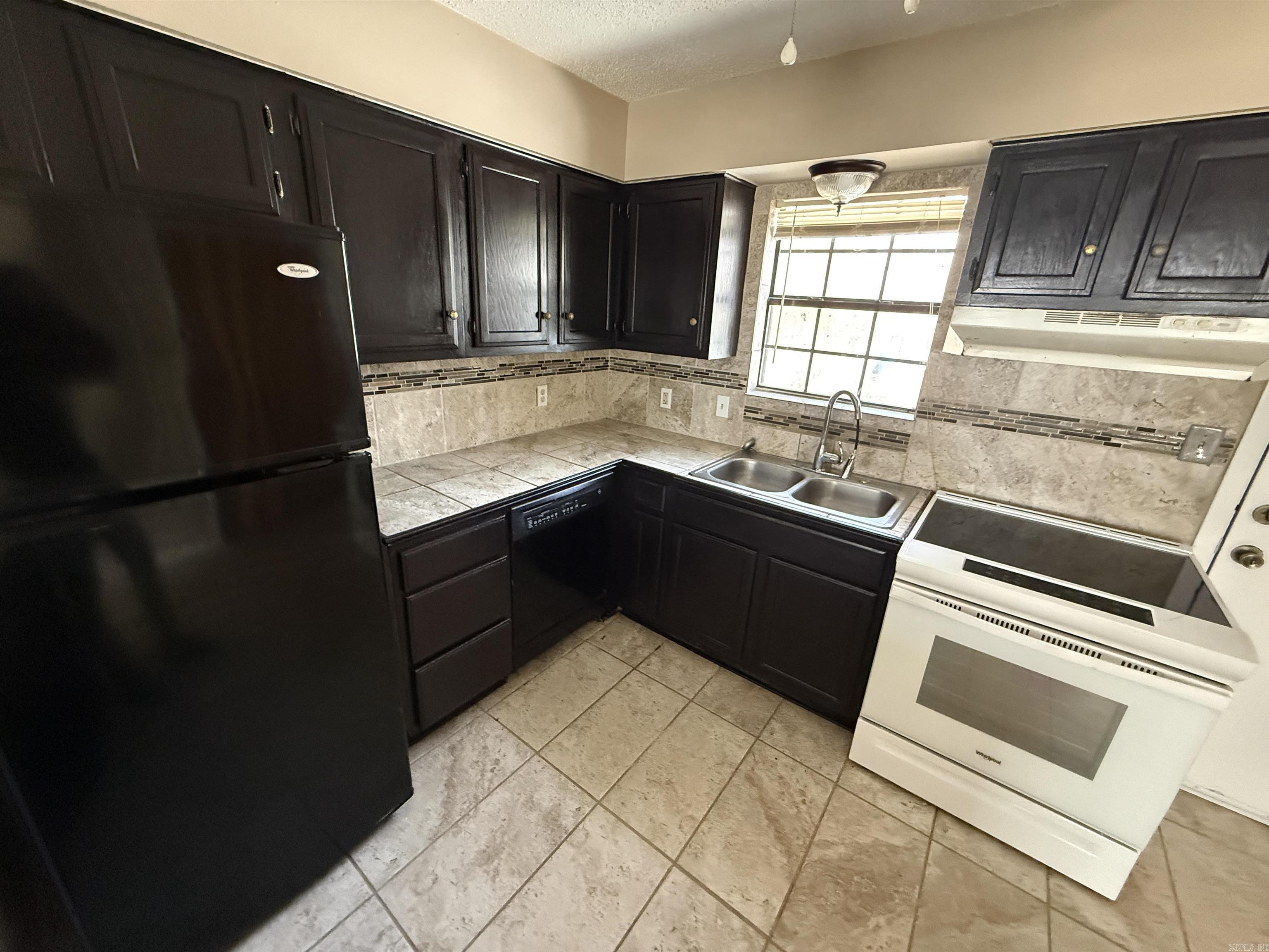 201 Natalie Ln Property Photo 4