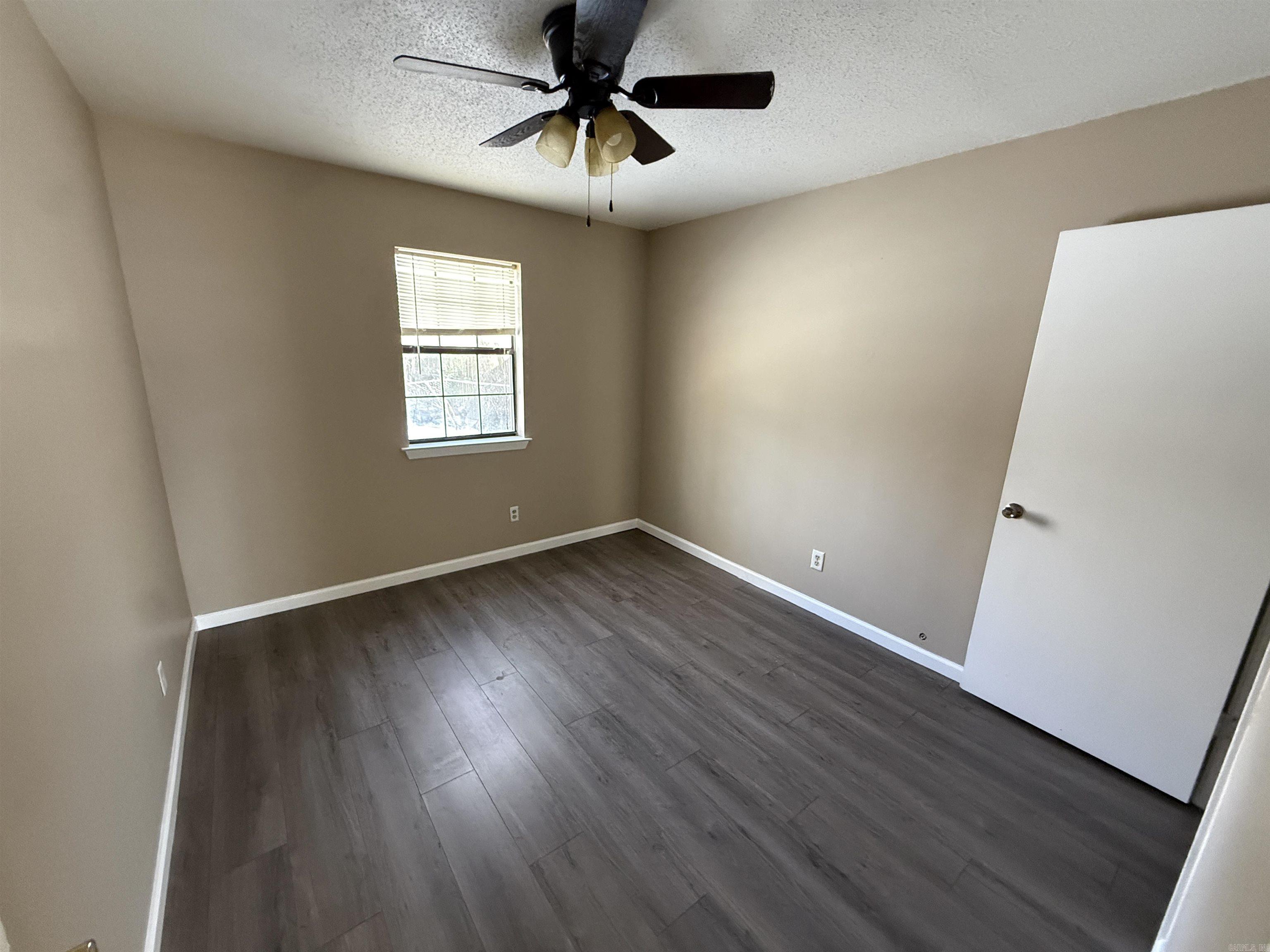 201 Natalie Ln Property Photo 8