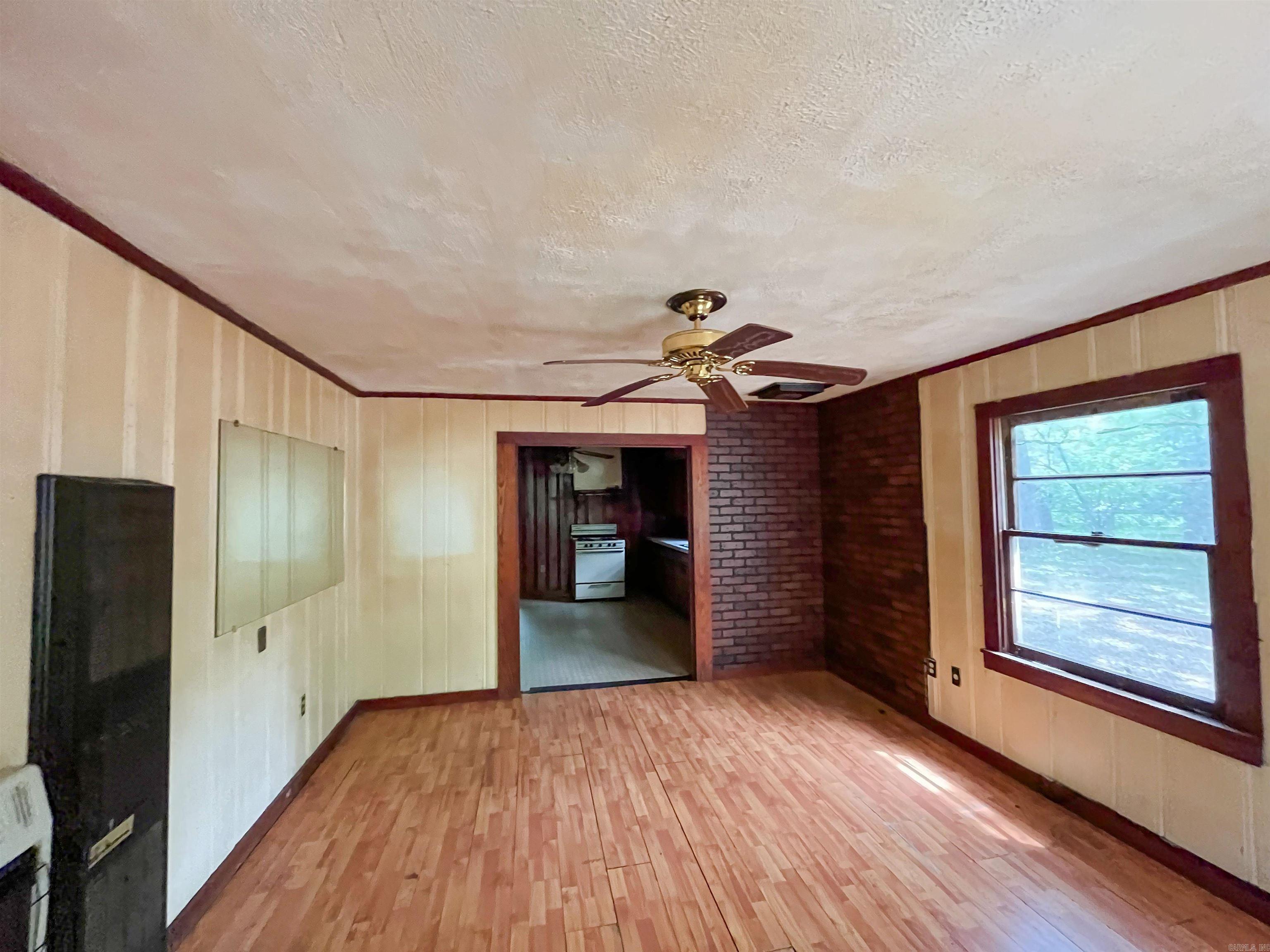 1610 Jones Dr Property Photo 9
