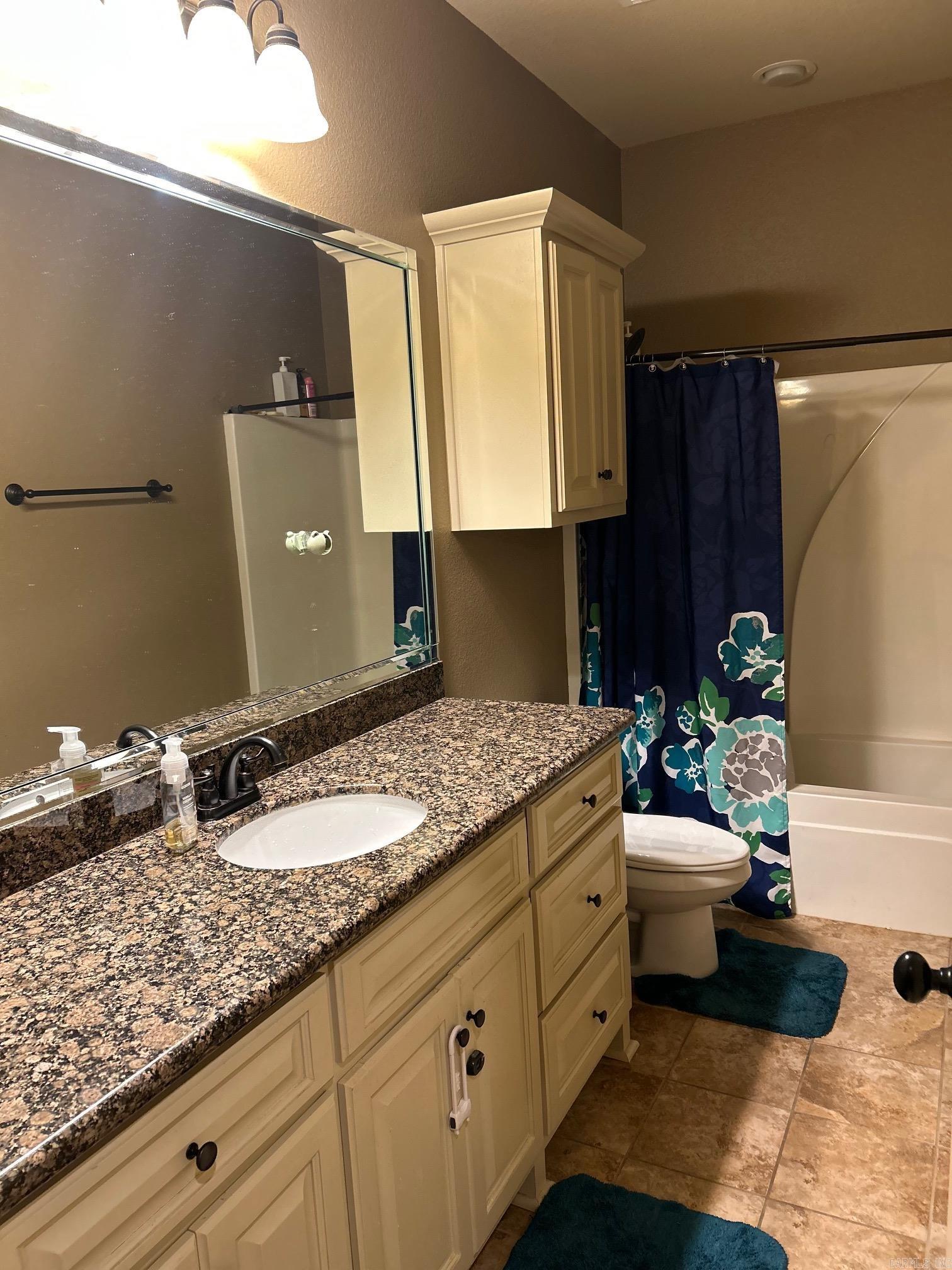 5 Southpointe Property Photo 24