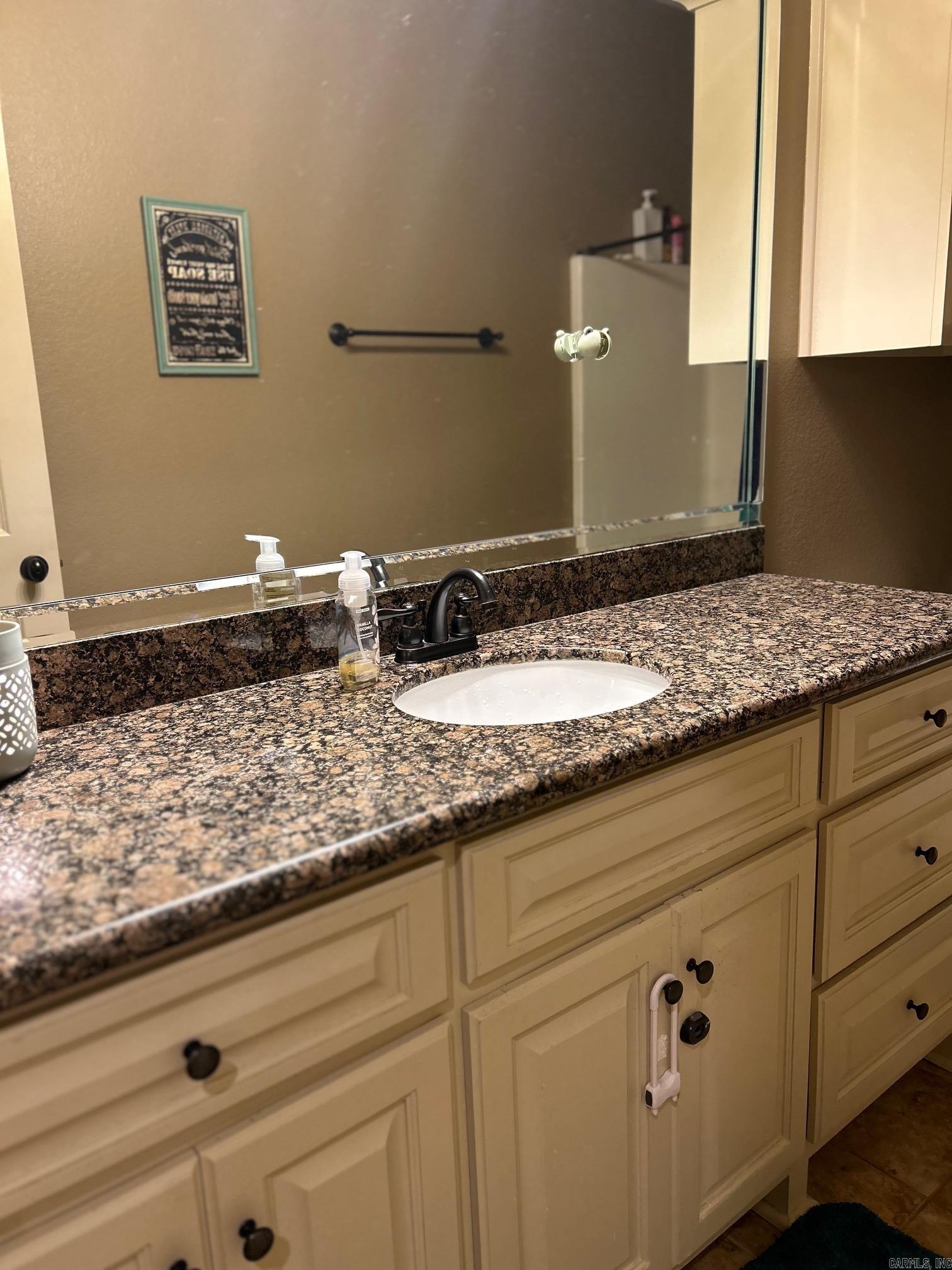 5 Southpointe Property Photo 25