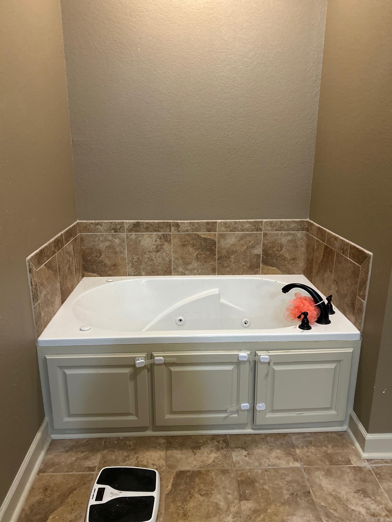 5 Southpointe Property Photo 39