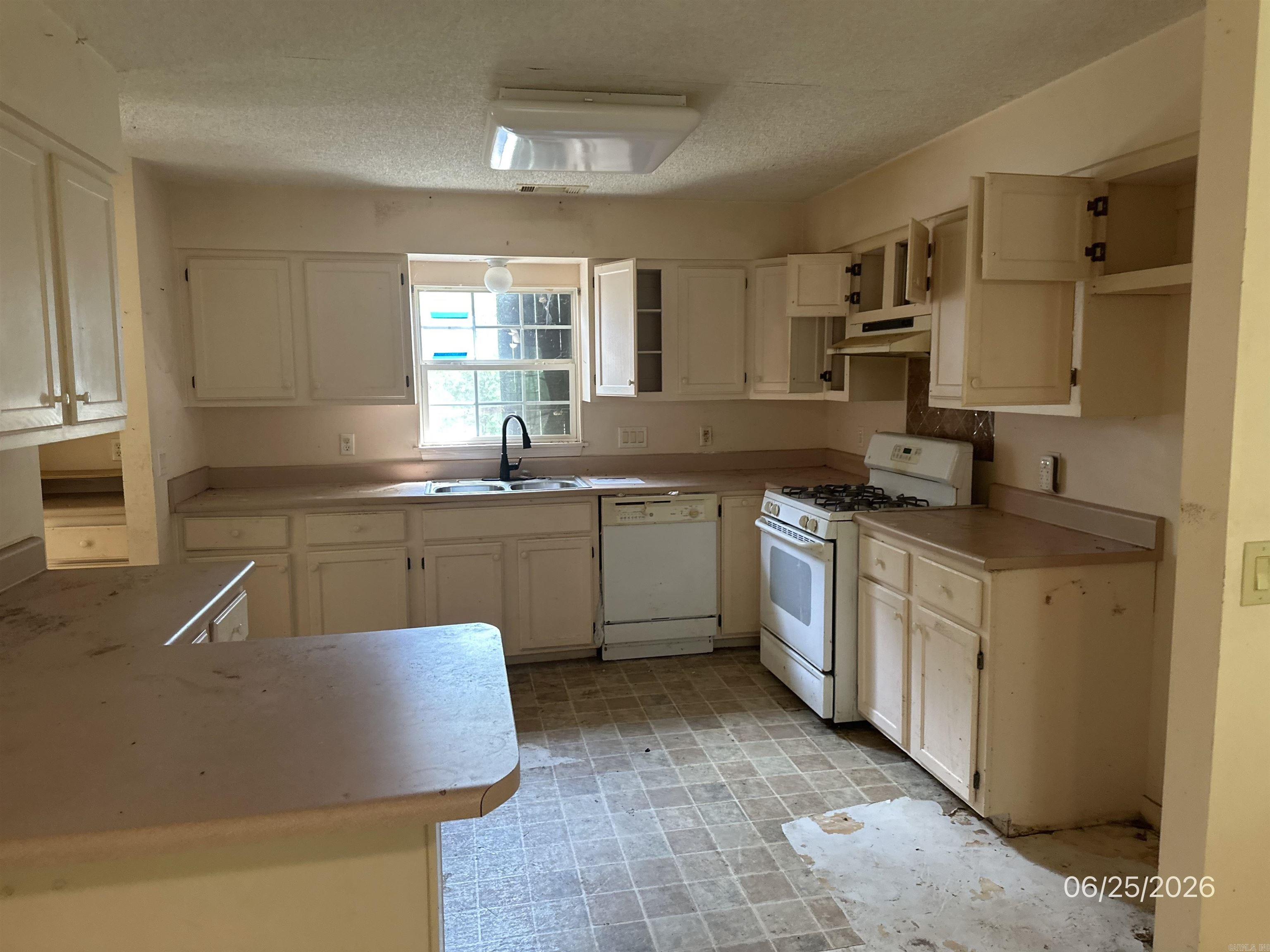 9081 Hwy 254 E Property Photo 5