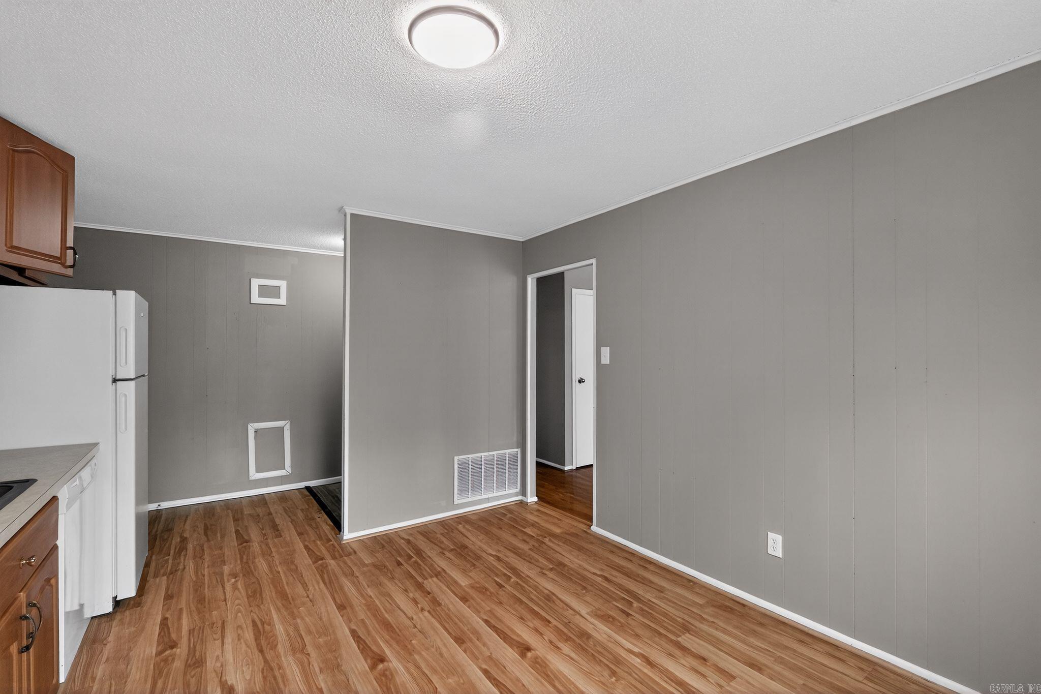 1008 Ferrell Drive Property Photo 6