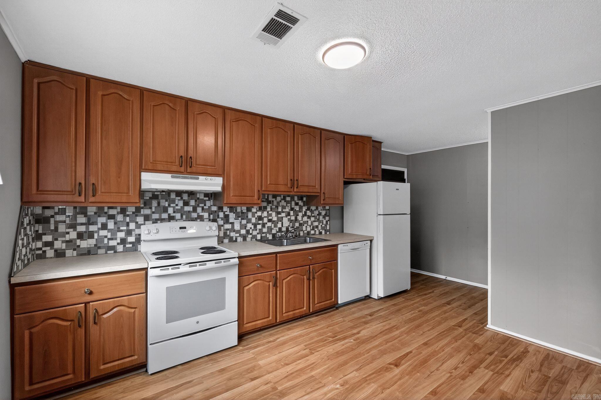 1008 Ferrell Drive Property Photo 7