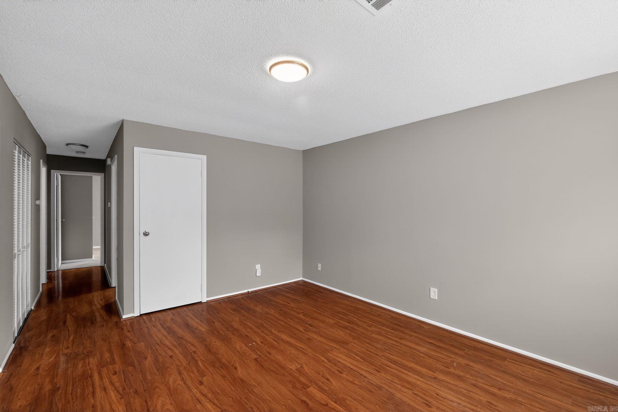 1008 Ferrell Drive Property Photo 12